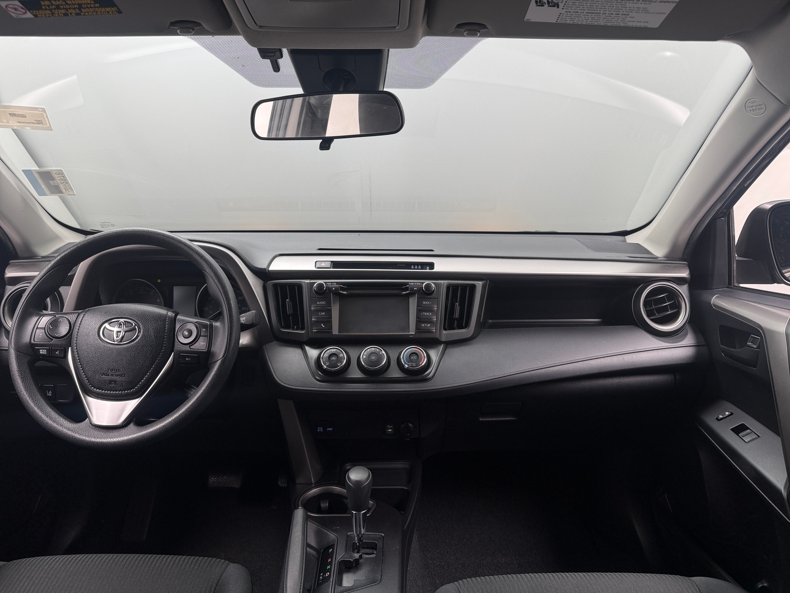 Thumbnail: 2018 Toyota RAV4 - 3