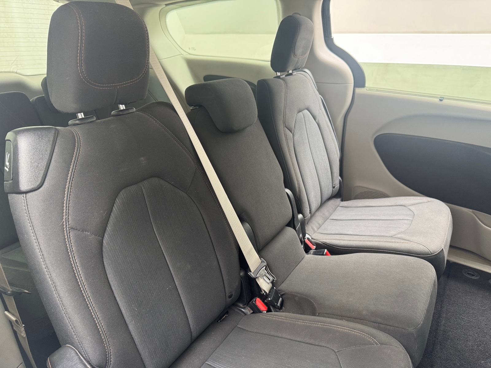 Thumbnail: 2019 Chrysler Pacifica - 6