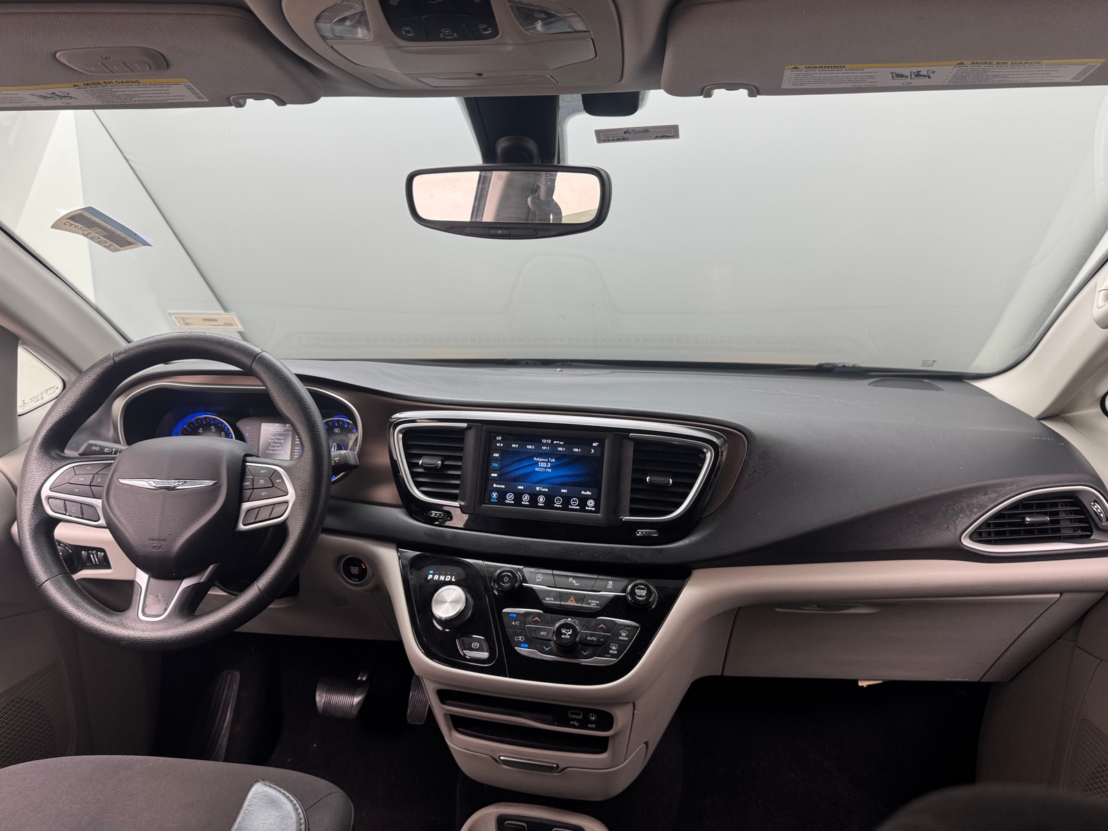 Thumbnail: 2019 Chrysler Pacifica - 3