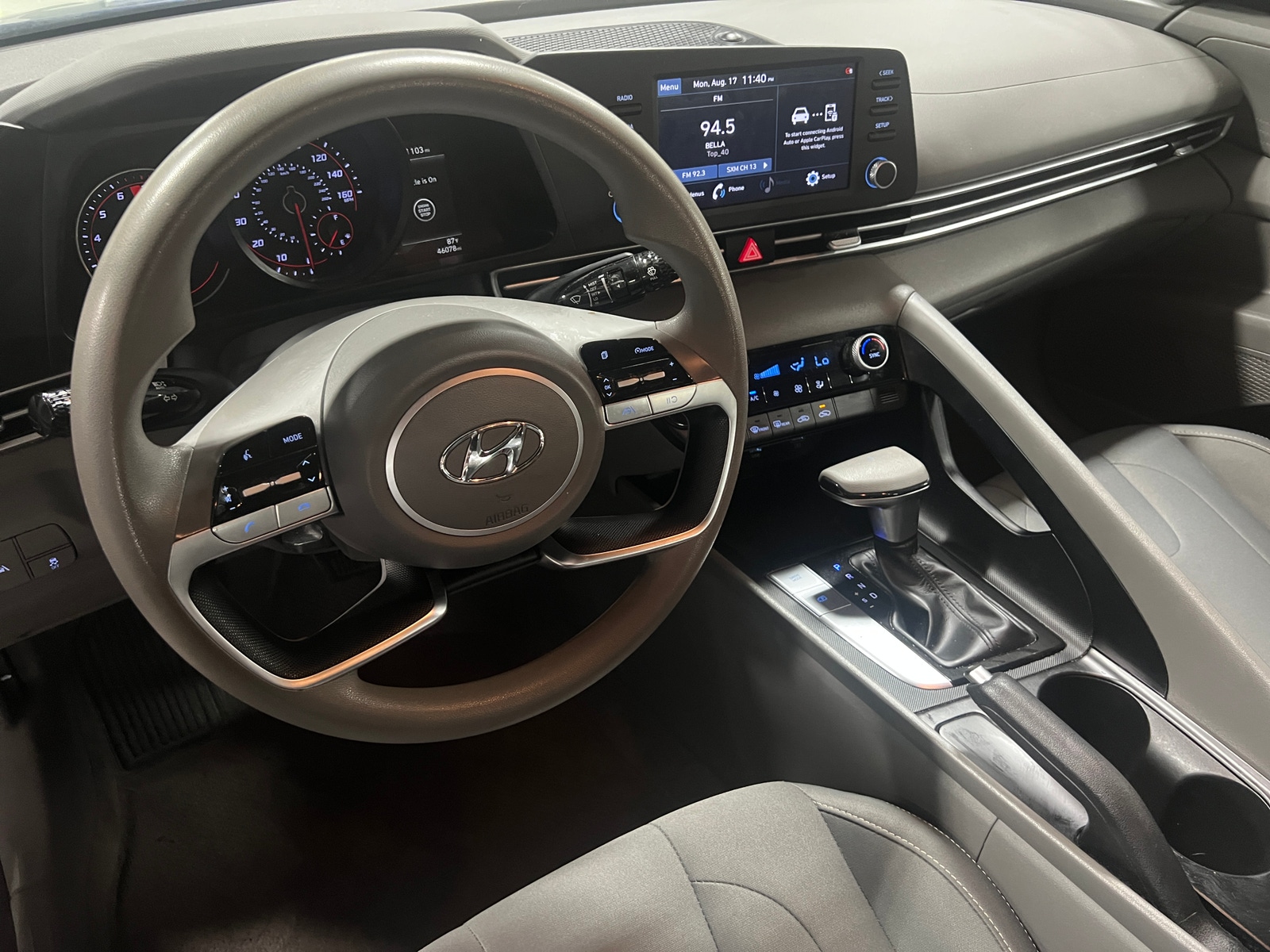 Thumbnail: 2022 Hyundai Elantra - 5