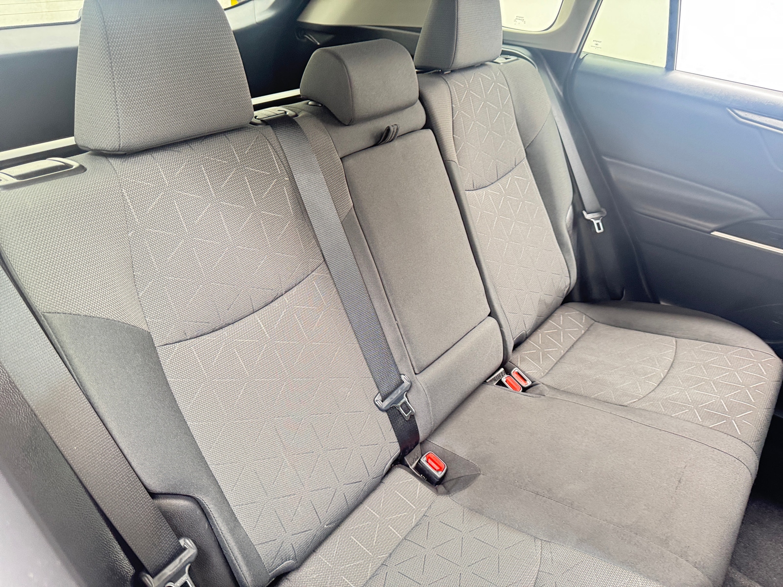 Thumbnail: 2019 Toyota RAV4 - 6
