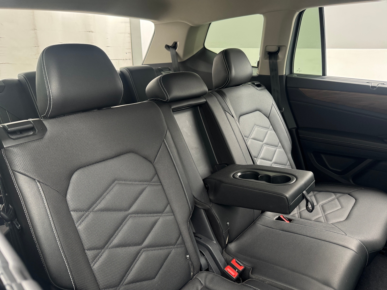 Thumbnail: 2026 Volkswagen Atlas - 5