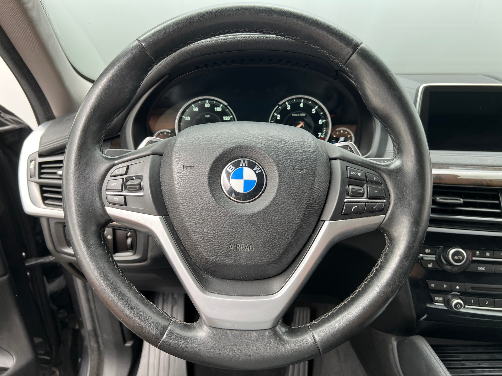 Thumbnail: 2016 BMW X6 - 4