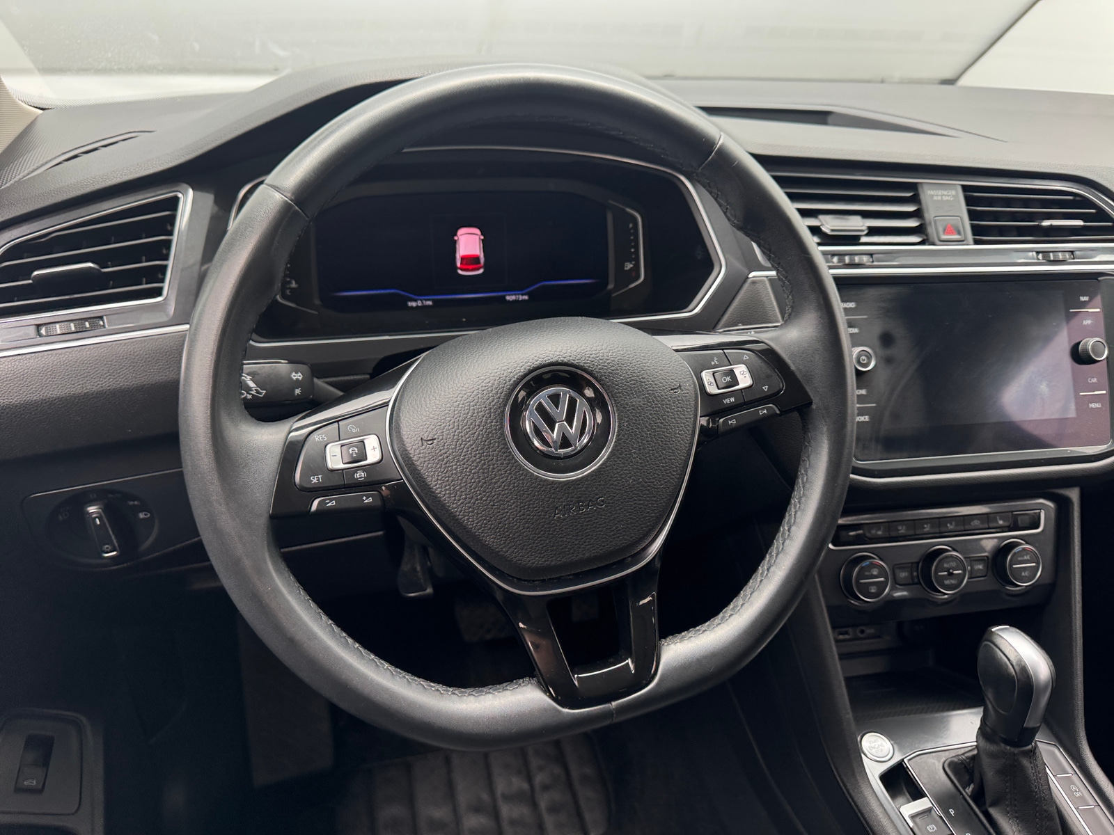 Thumbnail: 2020 Volkswagen Tiguan - 5