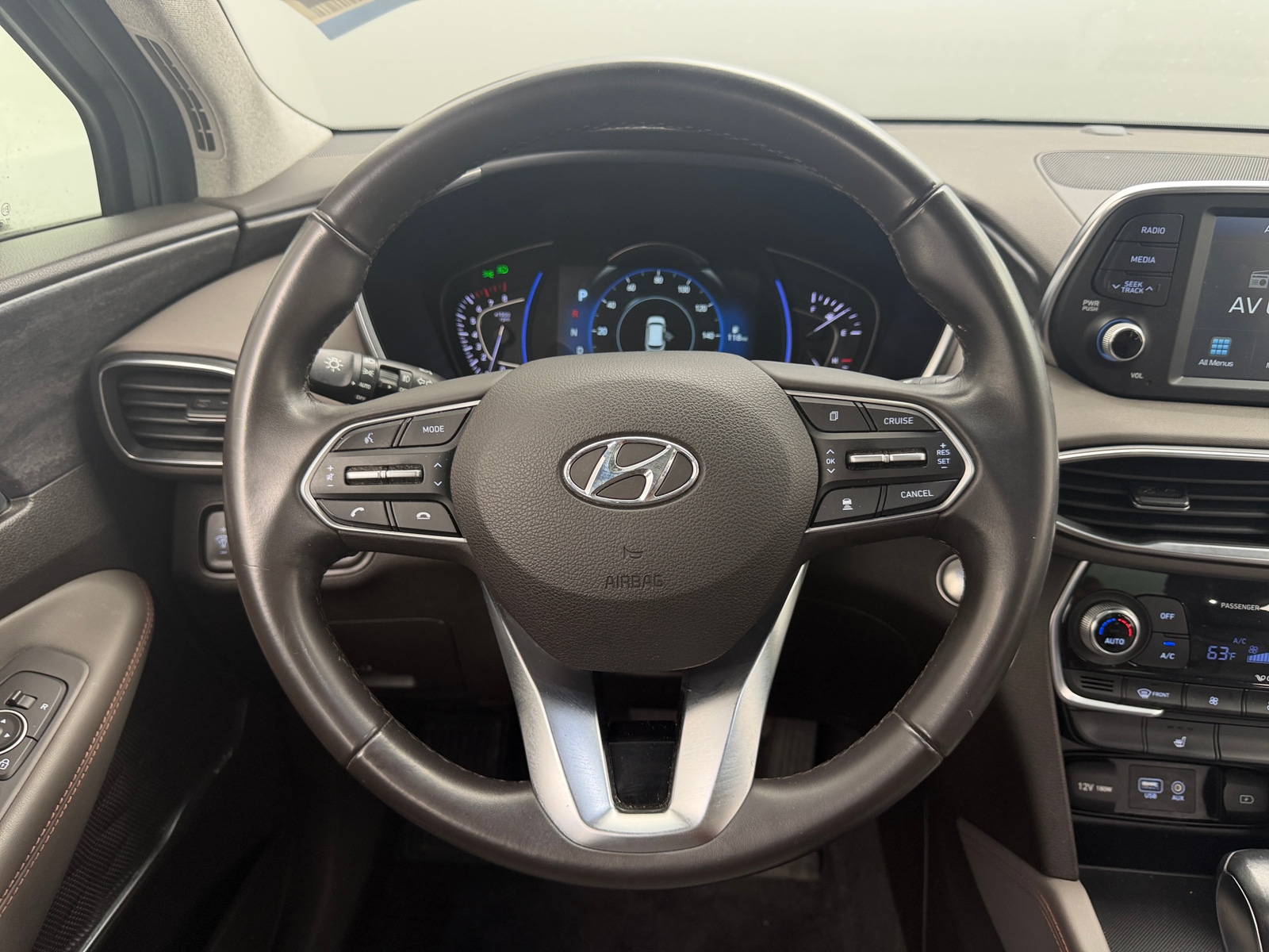 Thumbnail: 2019 Hyundai Santa Fe - 4