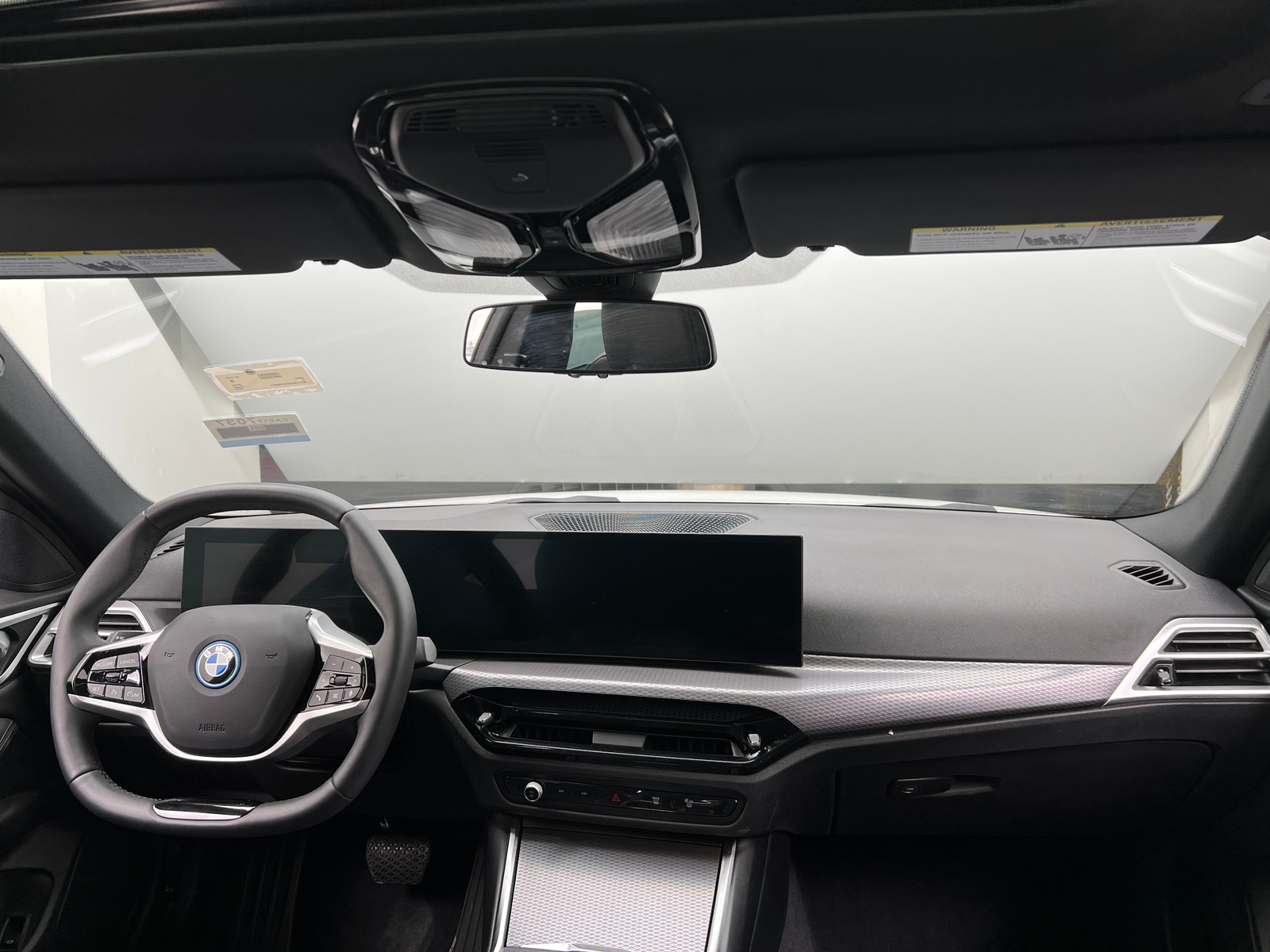 Thumbnail: 2025 BMW i4 - 2