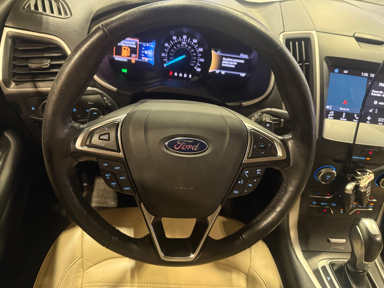 Thumbnail: 2017 Ford Edge - 4