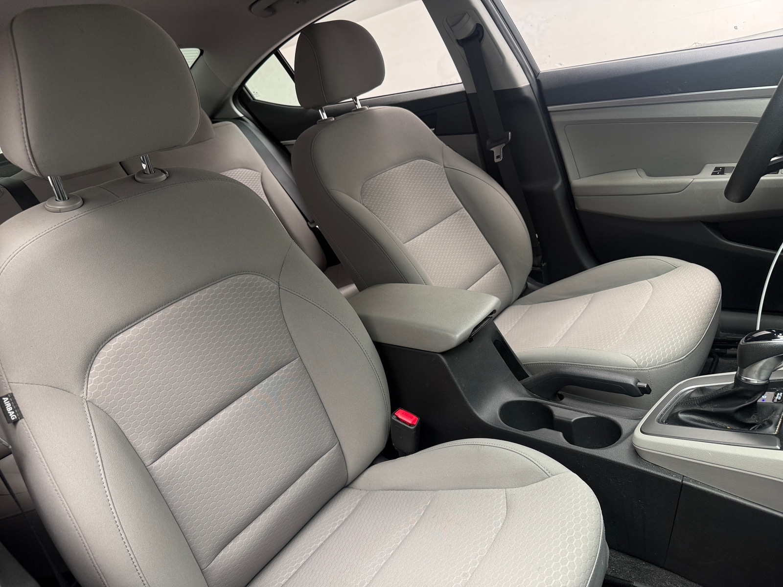 Thumbnail: 2020 Hyundai Elantra - 2