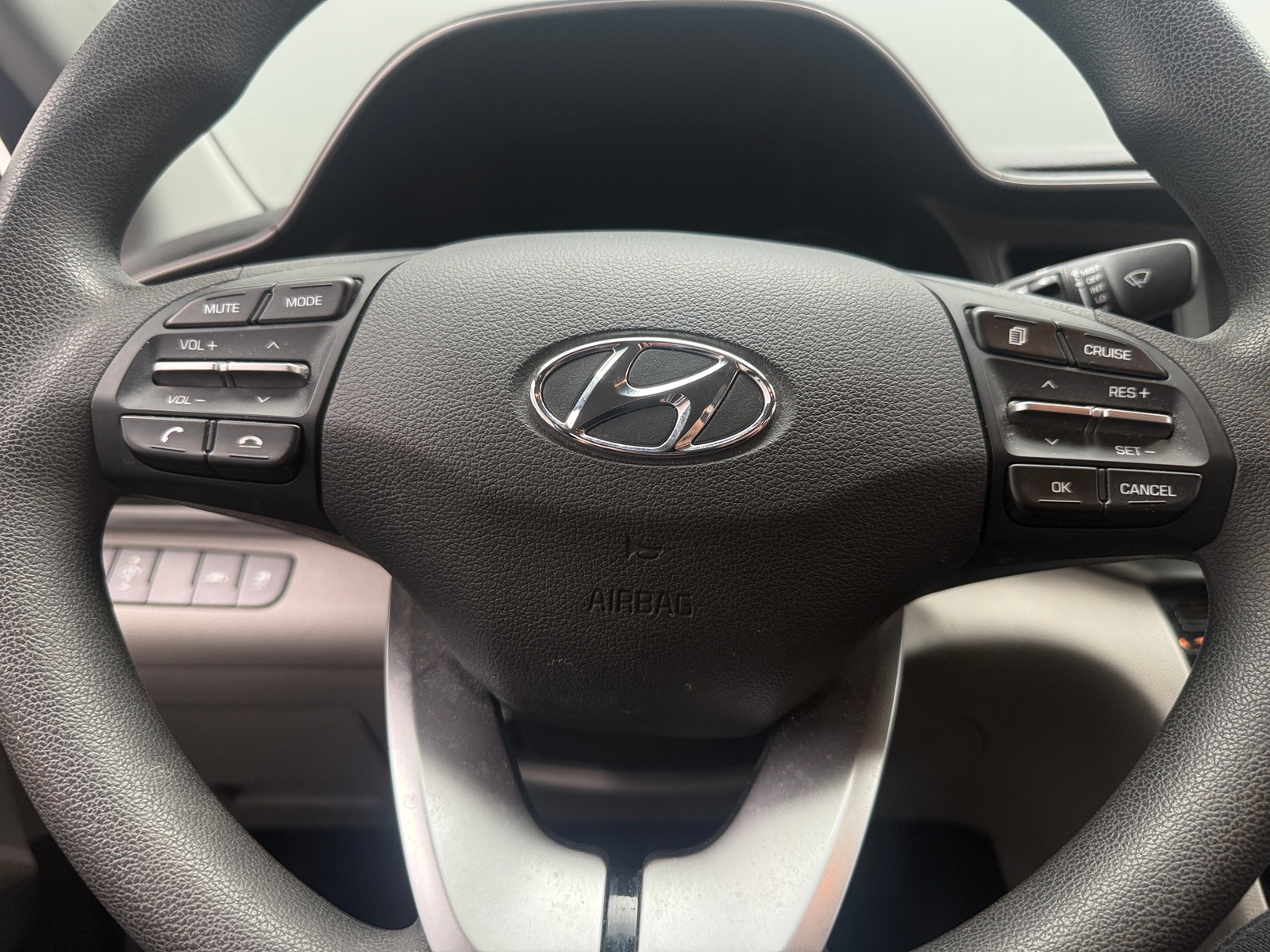 Thumbnail: 2020 Hyundai Elantra - 5