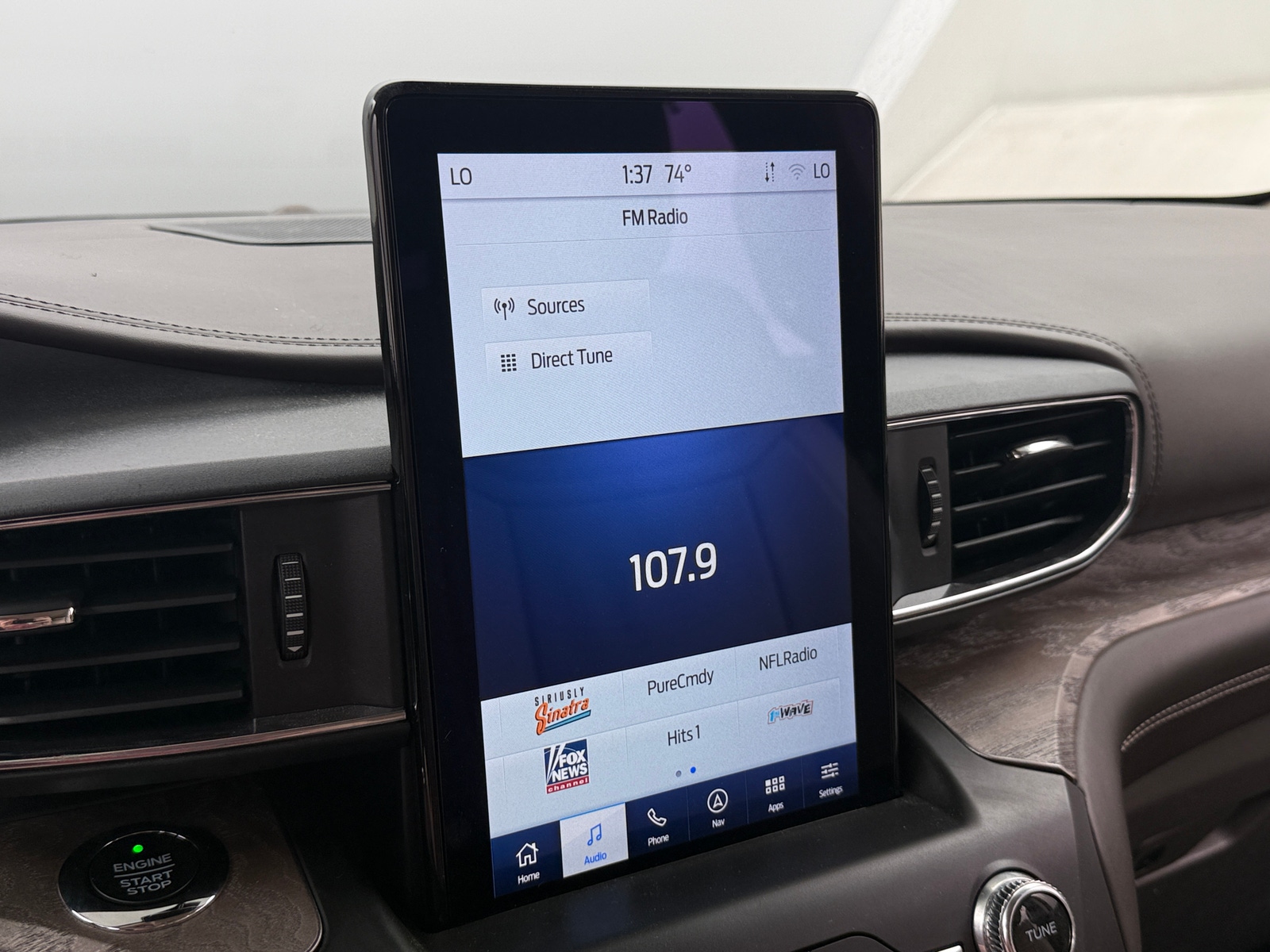 Thumbnail: 2020 Ford Explorer - 3