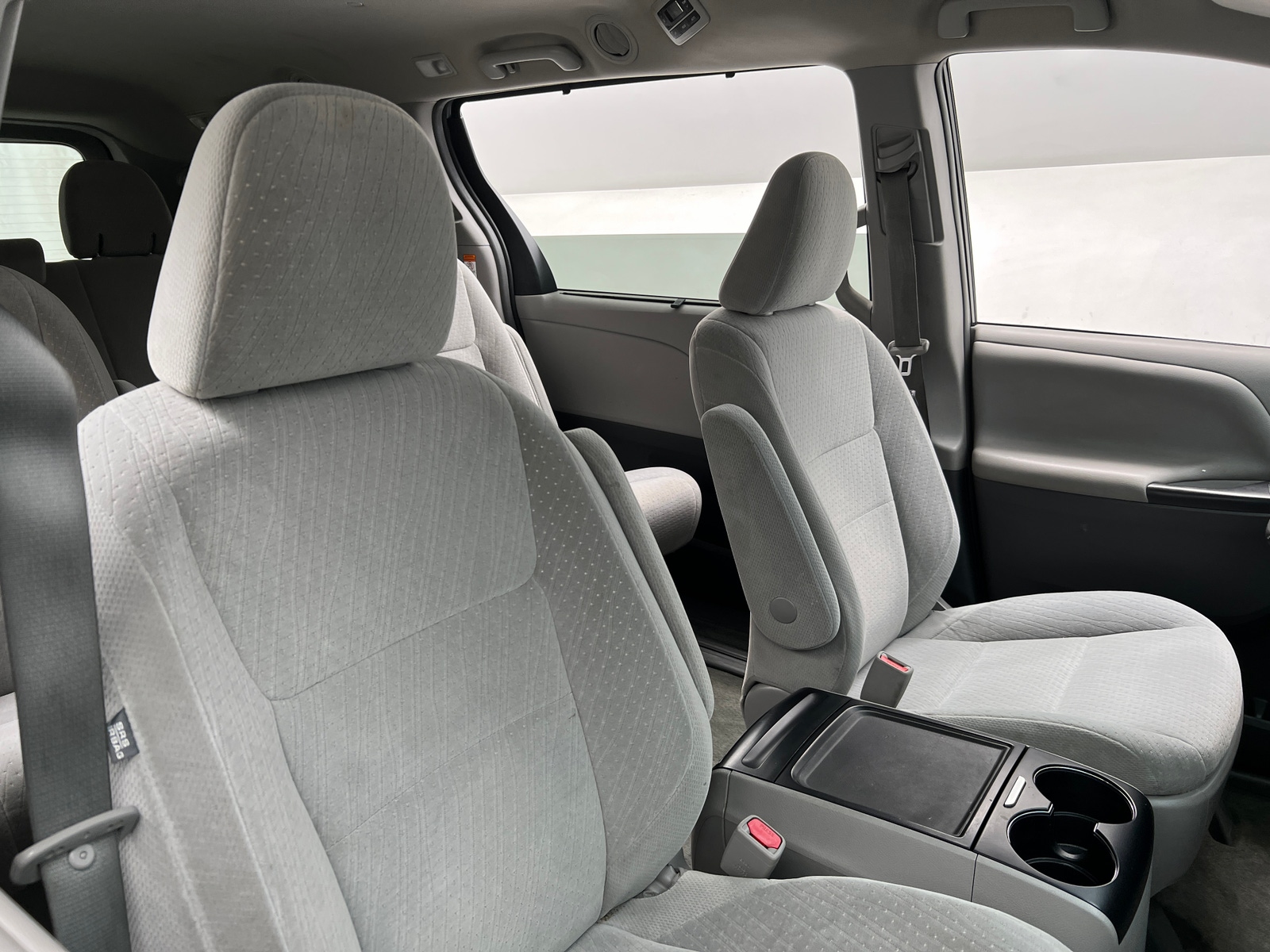 Thumbnail: 2015 Toyota Sienna - 2
