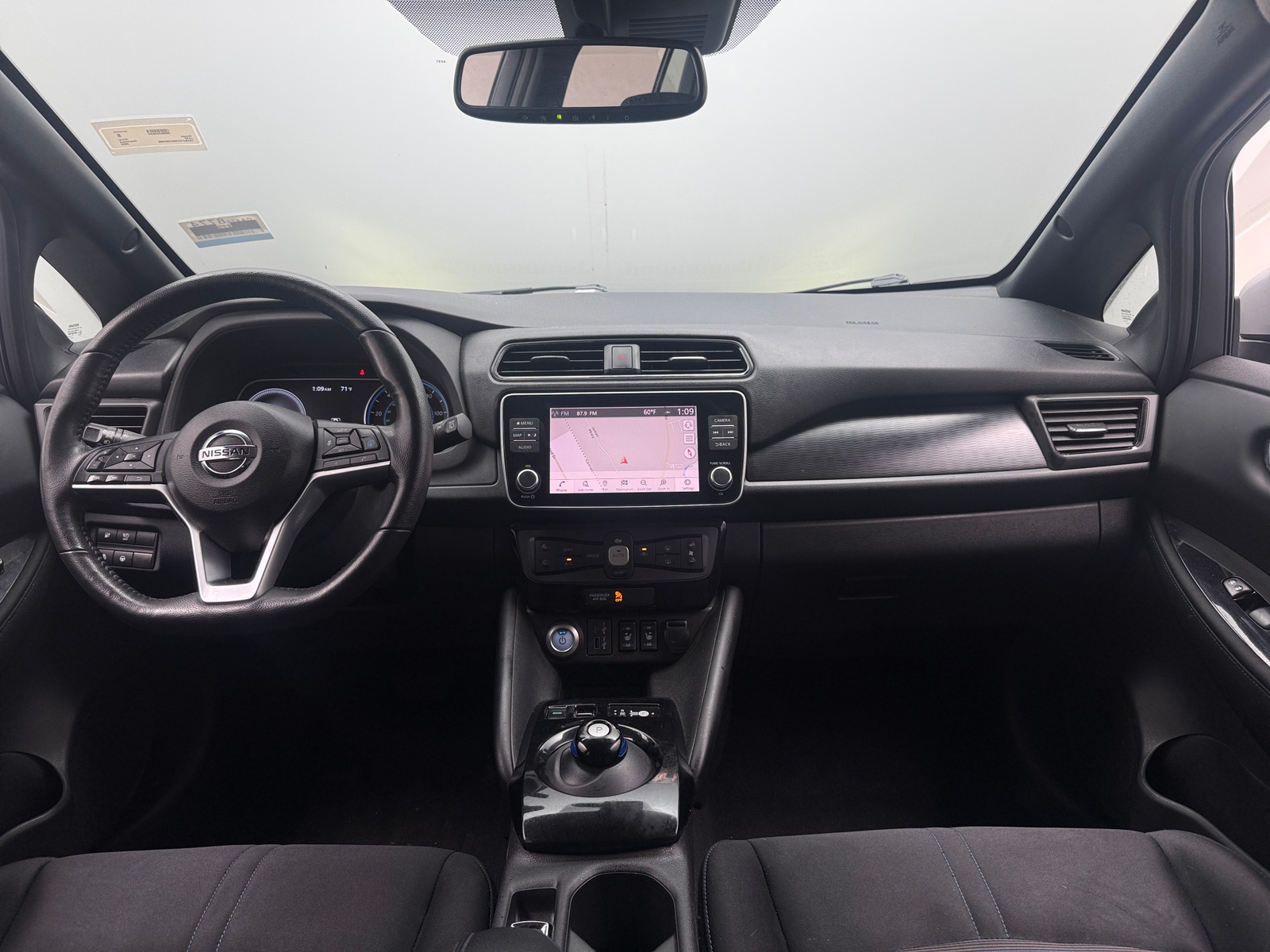 Thumbnail: 2022 Nissan Leaf - 3