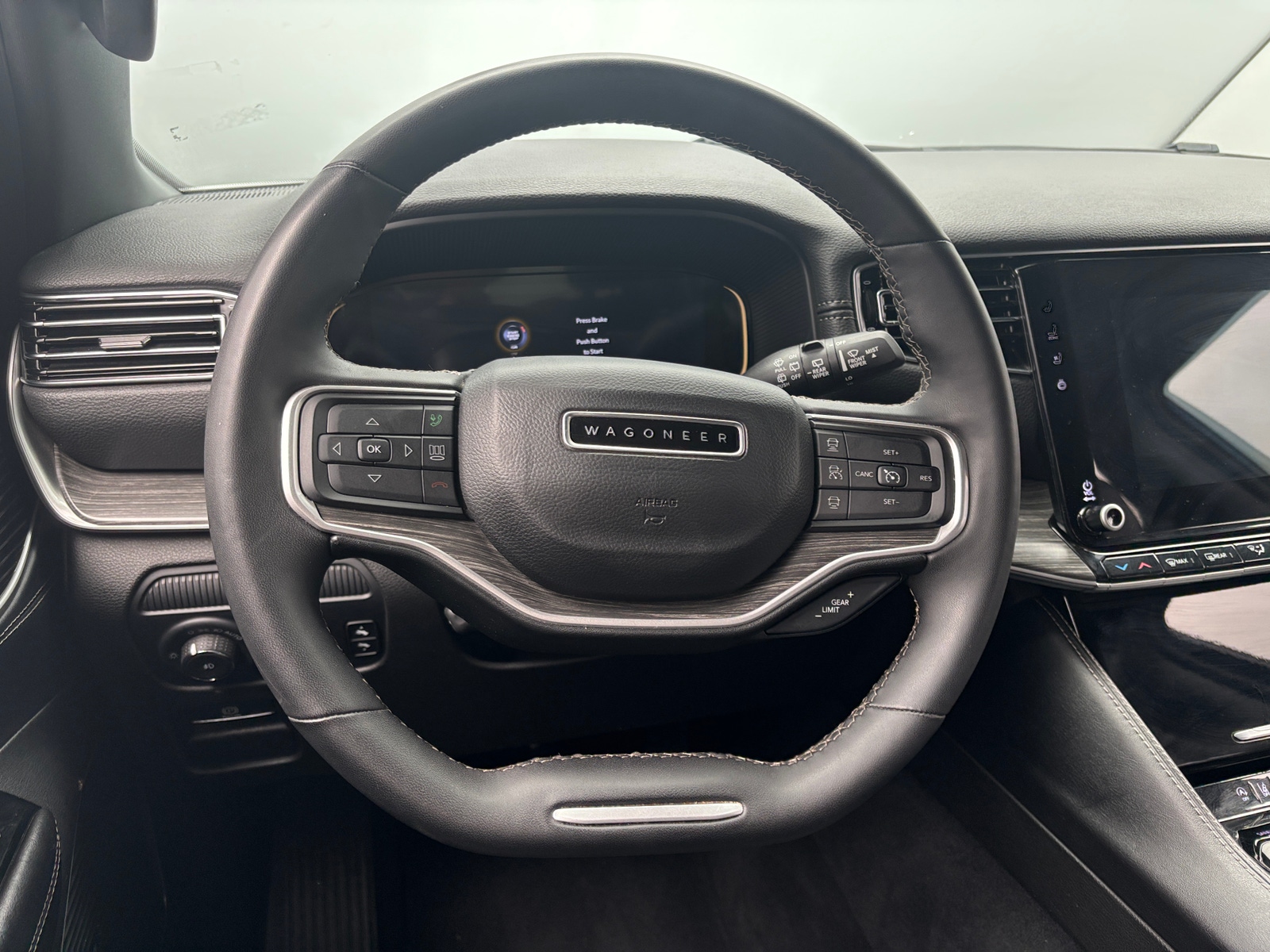 Thumbnail: 2024 Jeep Wagoneer - 4