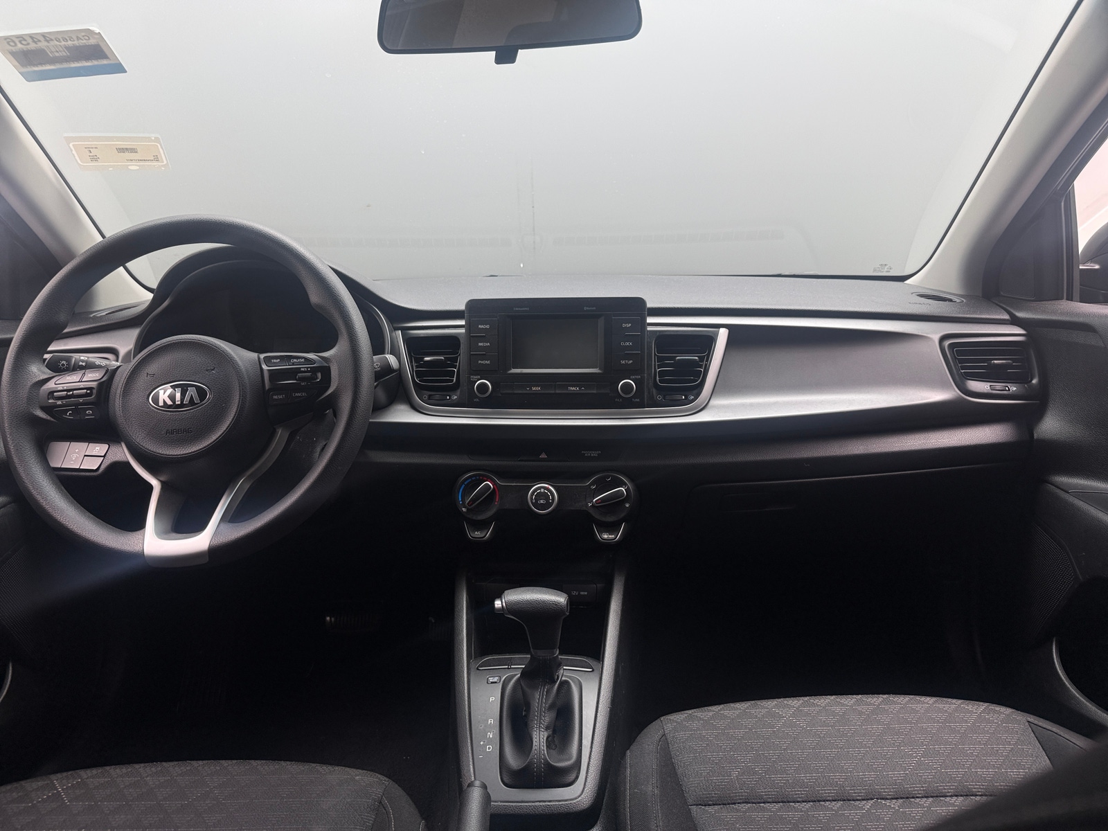 Thumbnail: 2019 Kia Rio - 3