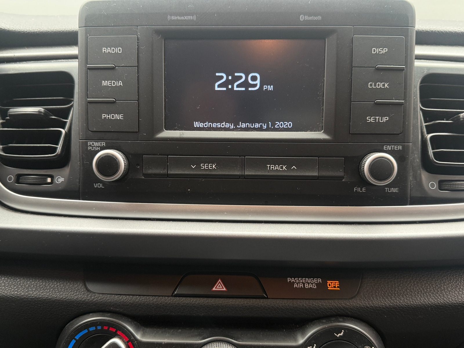 Thumbnail: 2019 Kia Rio - 4