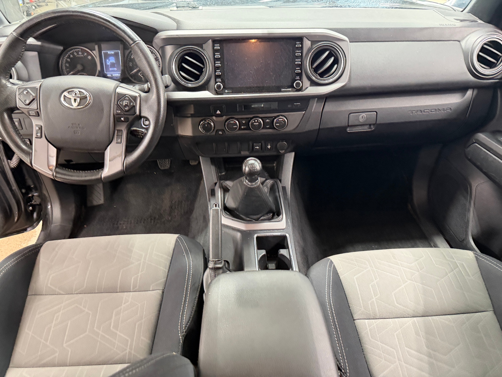 Thumbnail: 2022 Toyota Tacoma - 3