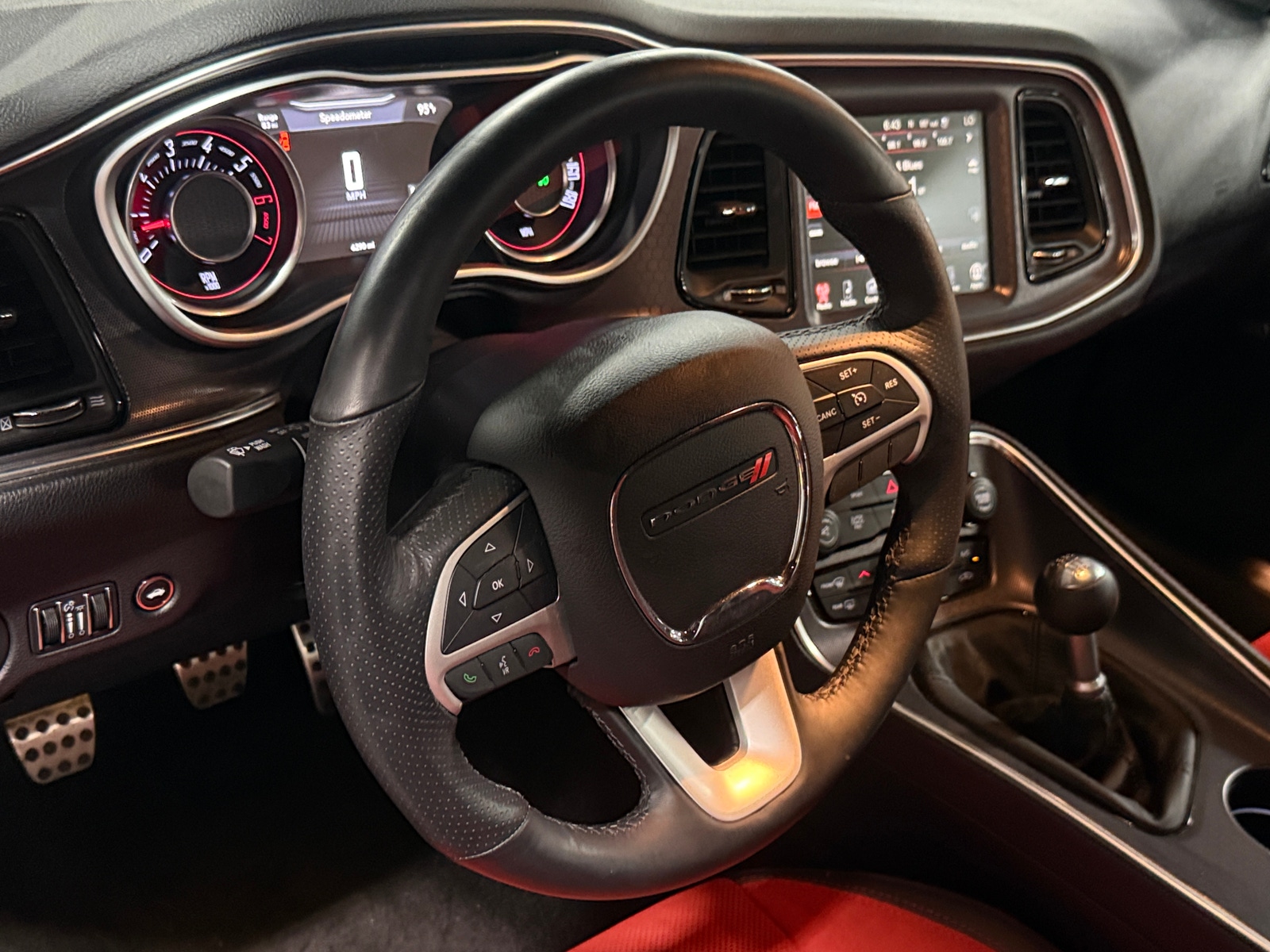 Thumbnail: 2015 Dodge Challenger - 4