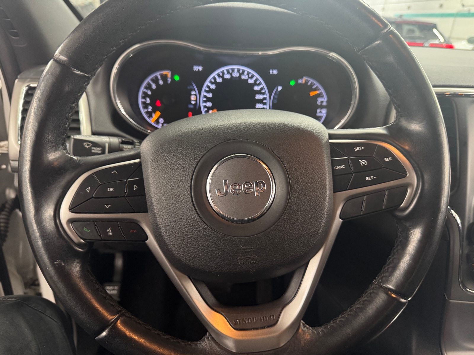 Thumbnail: 2020 Jeep Grand Cherokee - 5