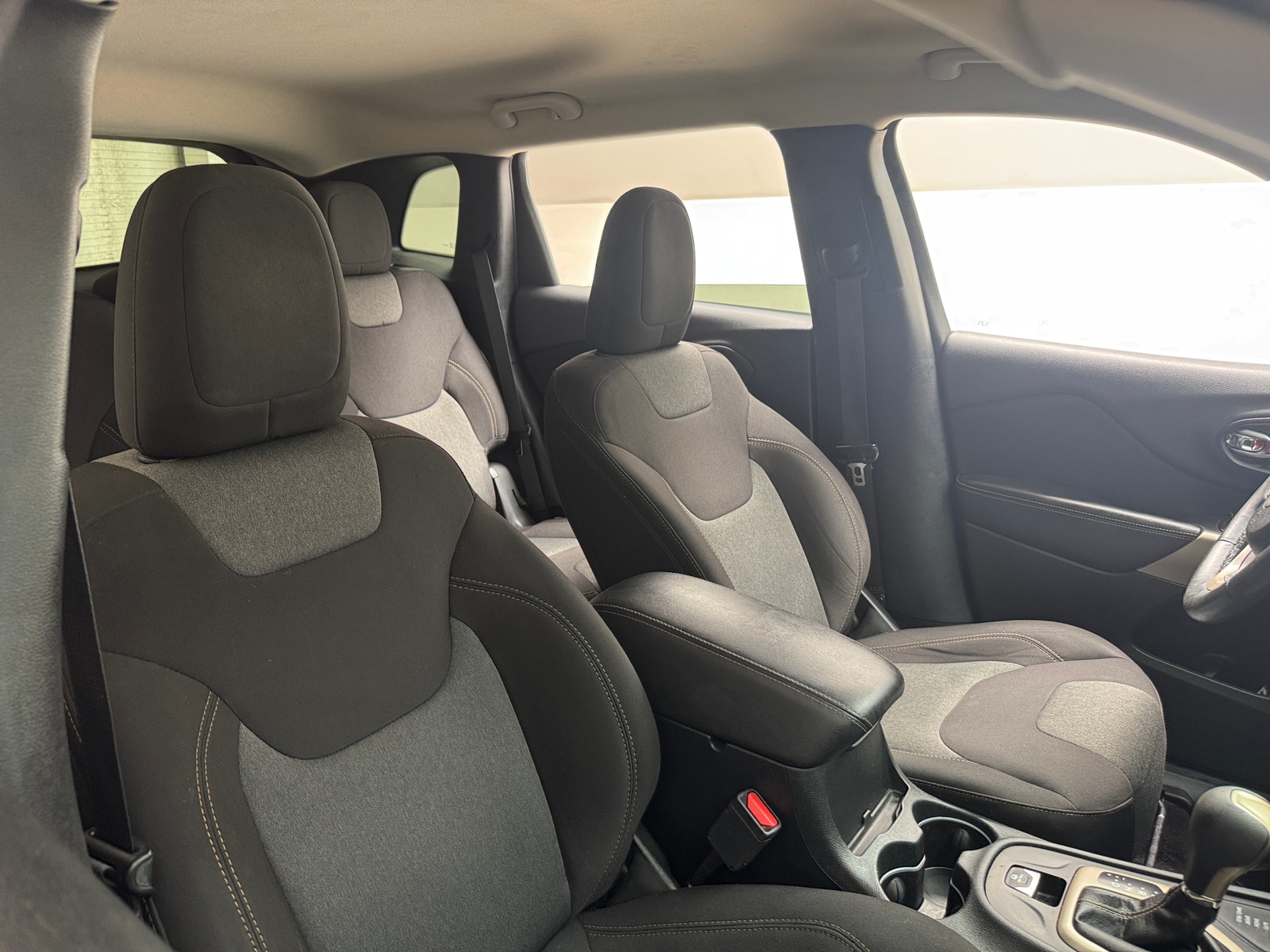 Thumbnail: 2018 Jeep Cherokee - 2