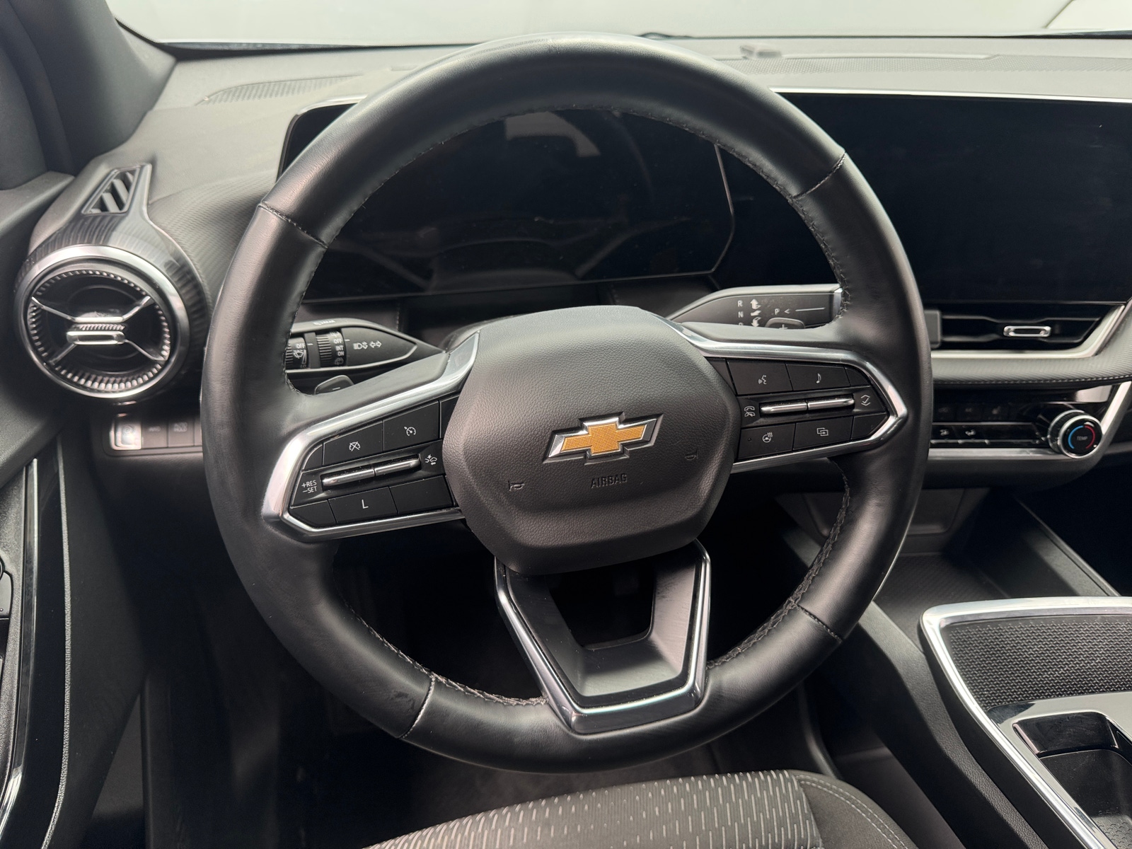 Thumbnail: 2025 Chevrolet Equinox - 5