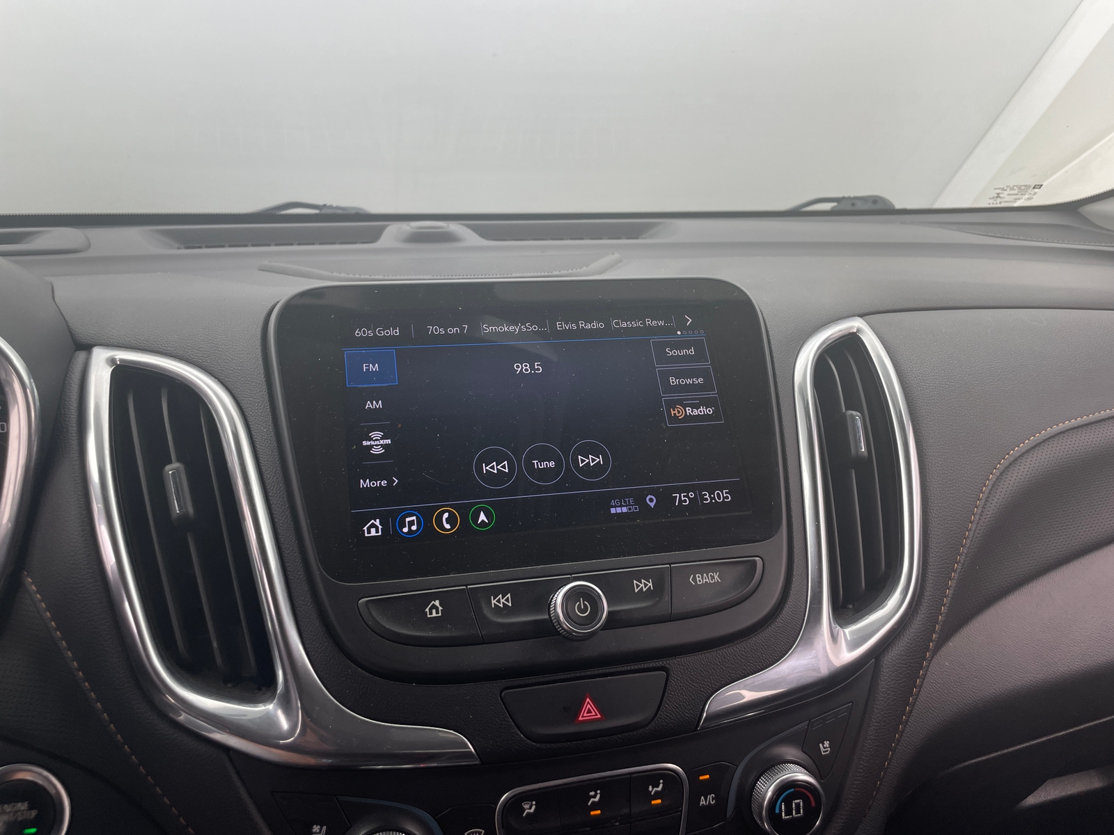 Thumbnail: 2020 Chevrolet Equinox - 3