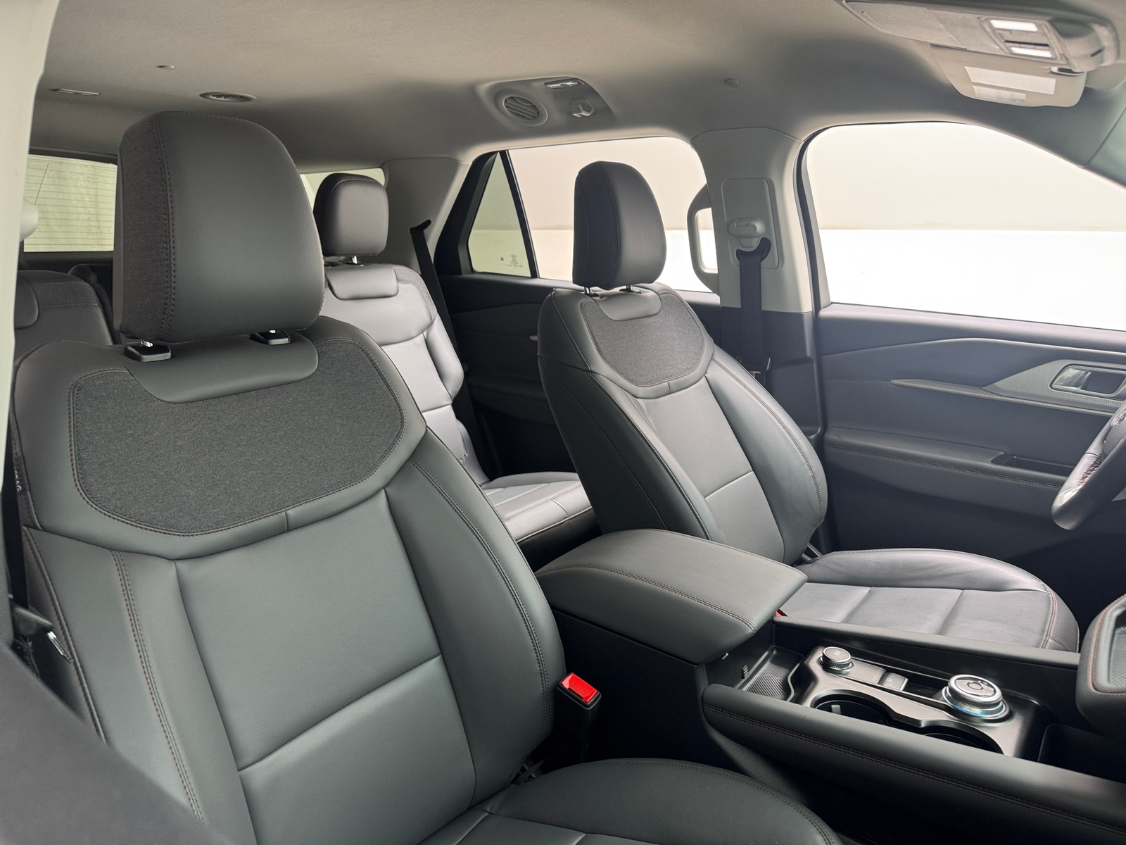 Thumbnail: 2026 Ford Explorer - 2