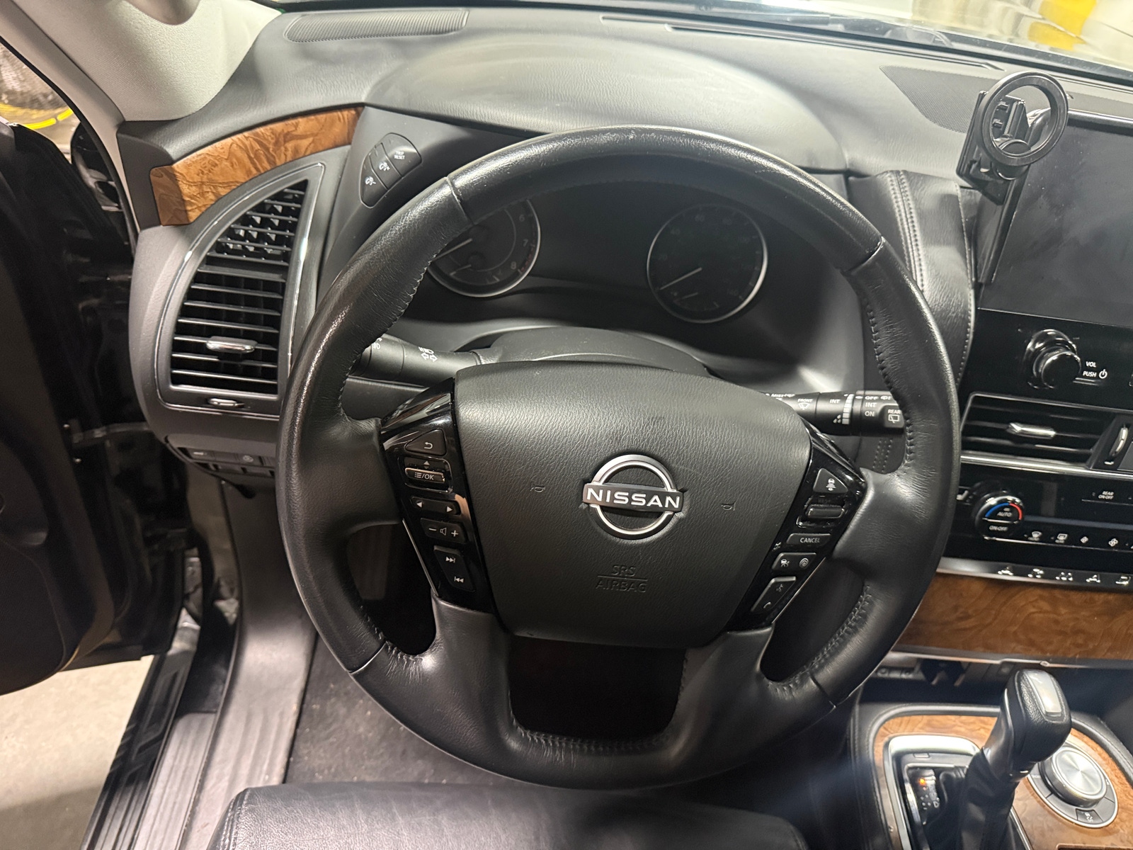 Thumbnail: 2023 Nissan Armada - 4