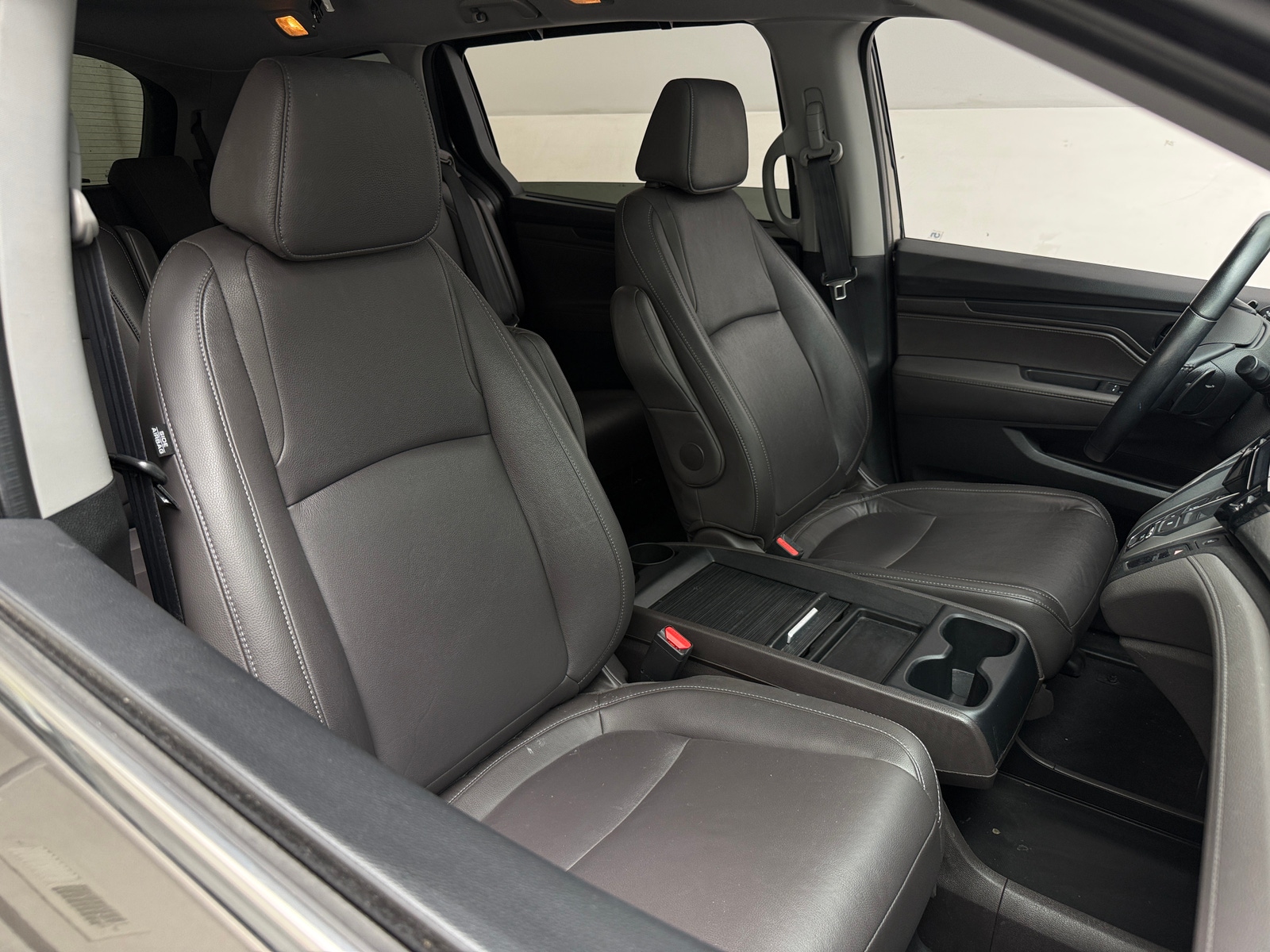 Thumbnail: 2022 Honda Odyssey - 2