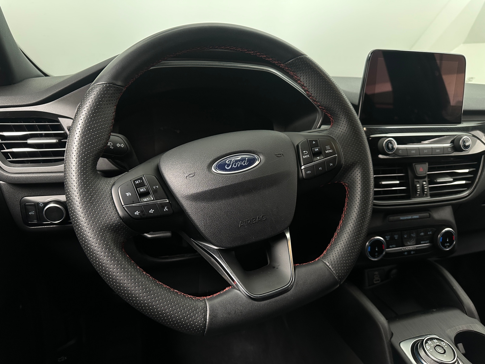 Thumbnail: 2024 Ford Escape - 5