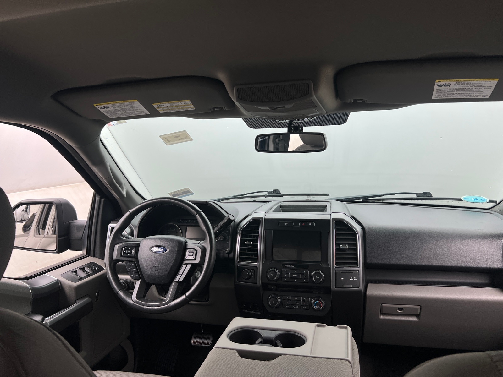 Thumbnail: 2018 Ford Econoline - 3