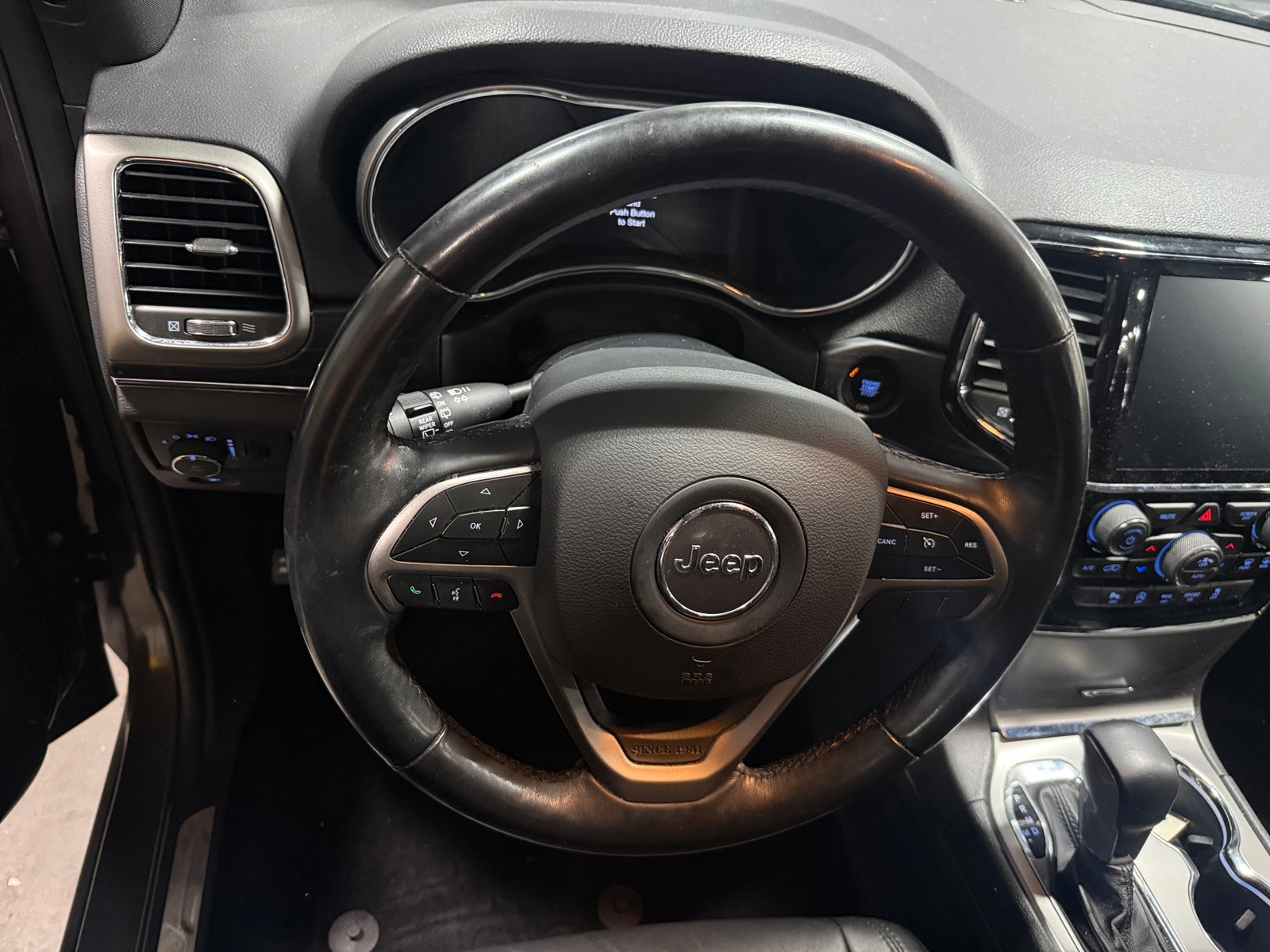 Thumbnail: 2020 Jeep Grand Cherokee - 4
