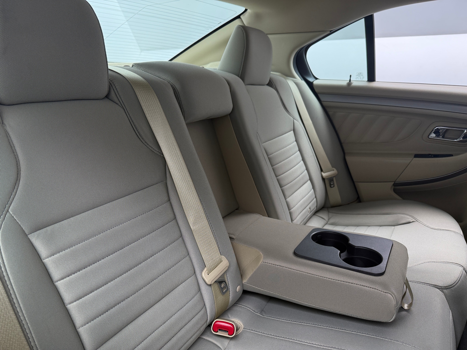 Thumbnail: 2019 Ford Taurus - 6