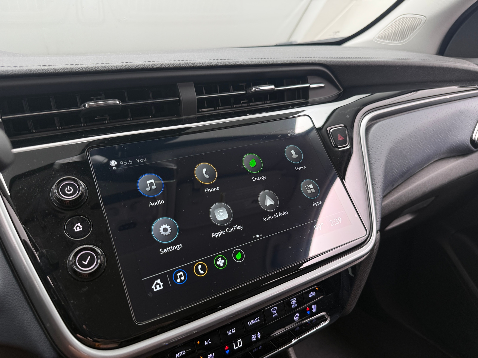 Thumbnail: 2023 Chevrolet Bolt EUV - 3