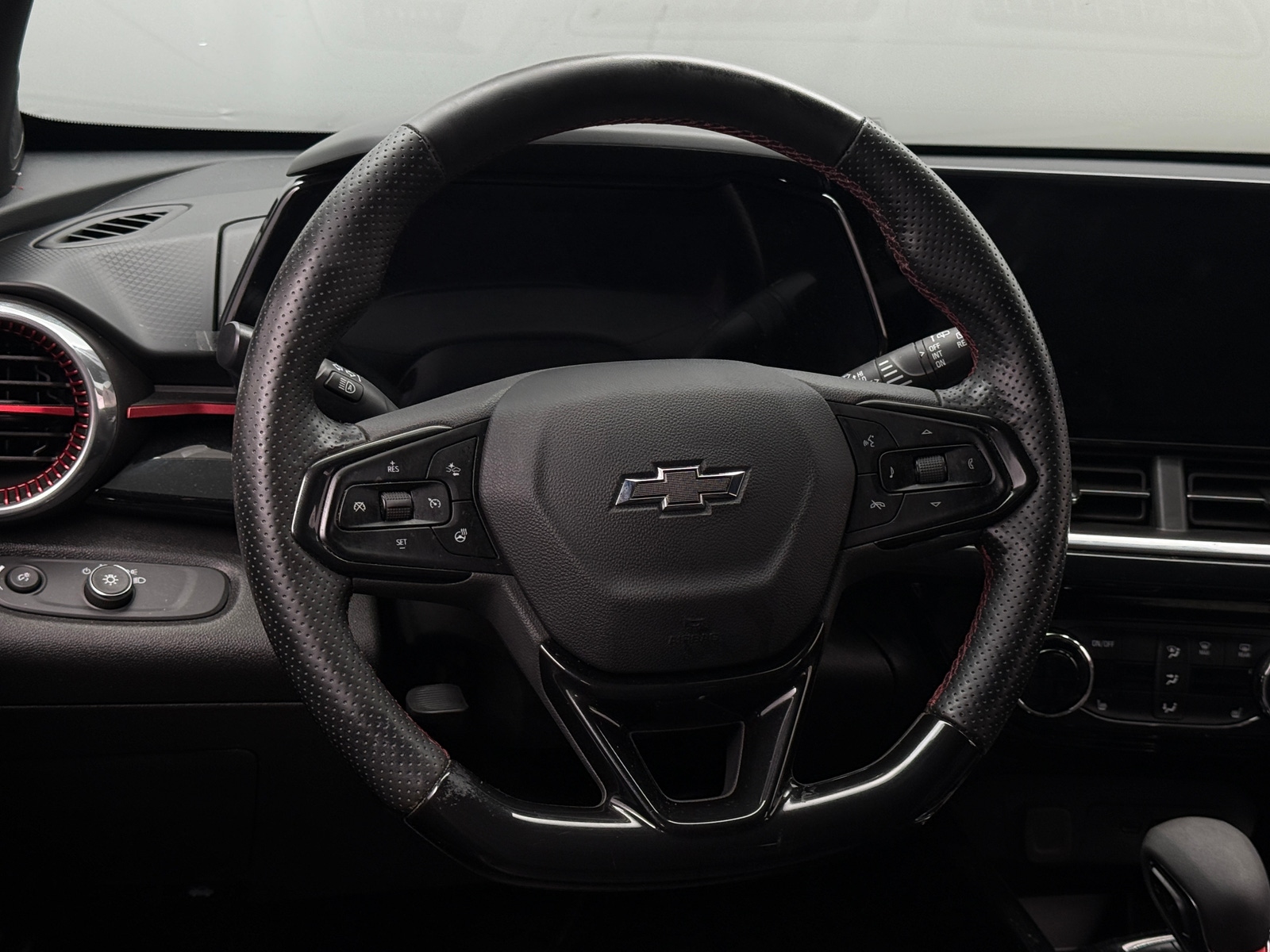 Thumbnail: 2024 Chevrolet Trax - 4