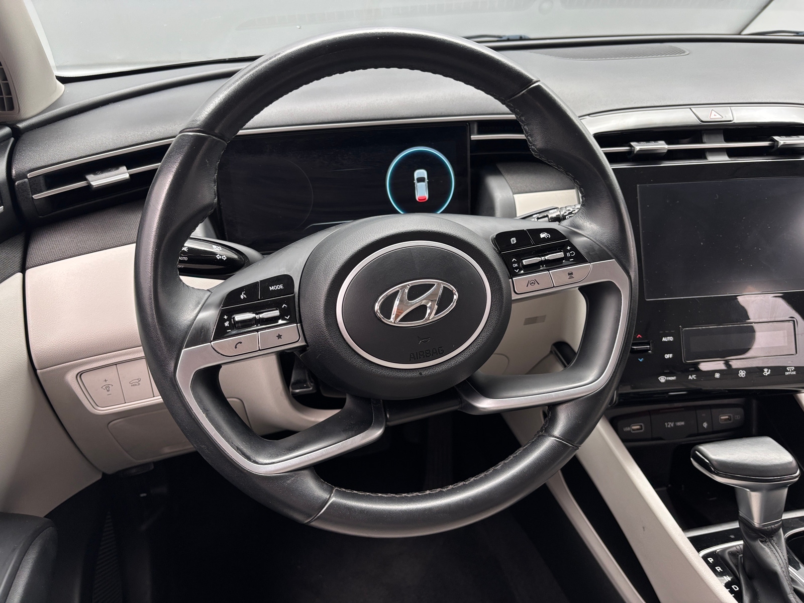 Thumbnail: 2023 Hyundai Tucson - 4