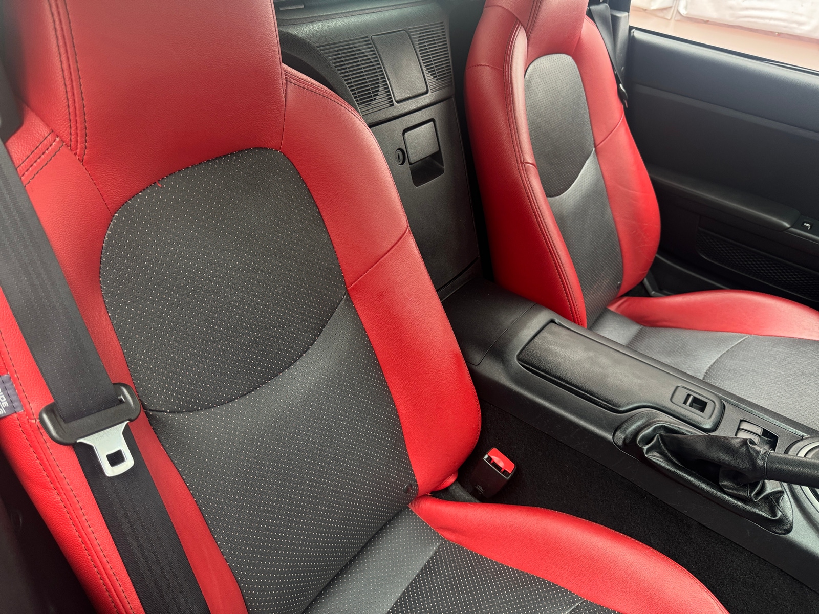 Thumbnail: 2014 Mazda MX-5 Miata - 2