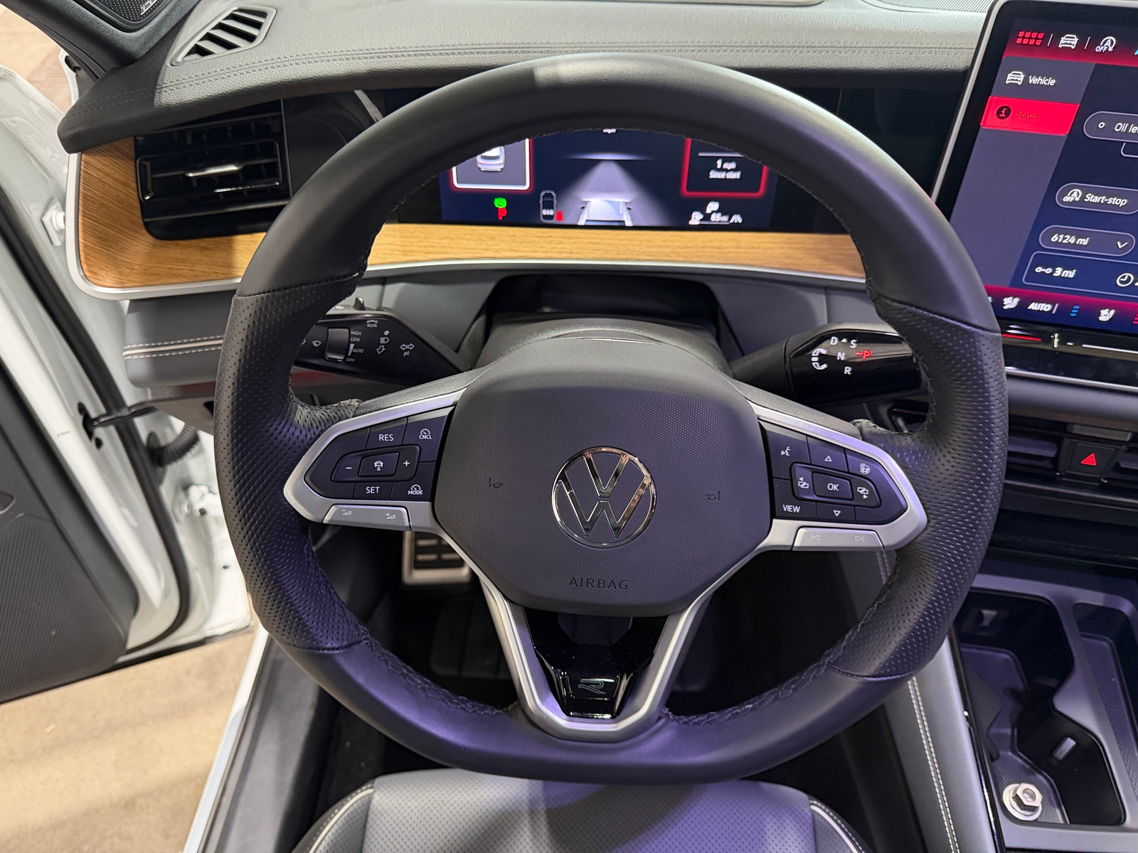 Thumbnail: 2025 Volkswagen Tiguan - 4