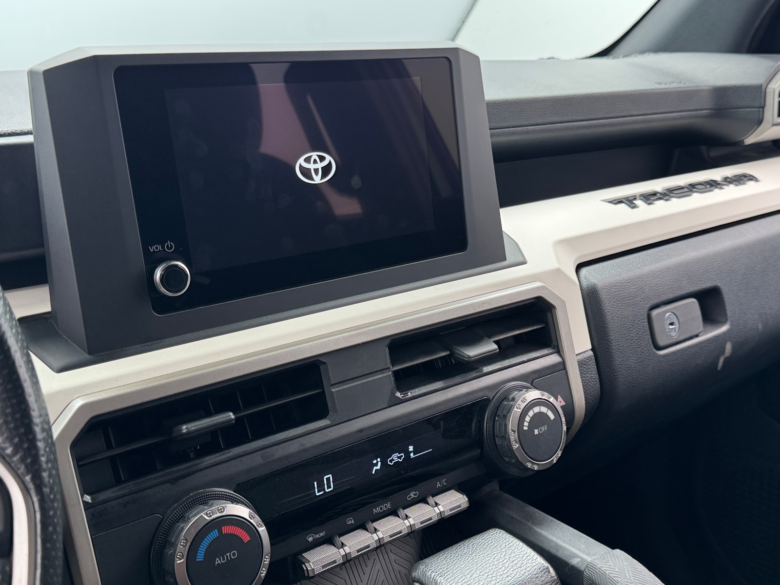 Thumbnail: 2024 Toyota Tacoma - 4