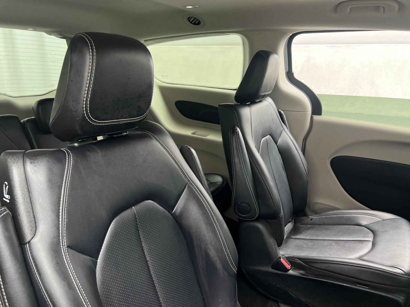 Thumbnail: 2024 Chrysler Pacifica - 5