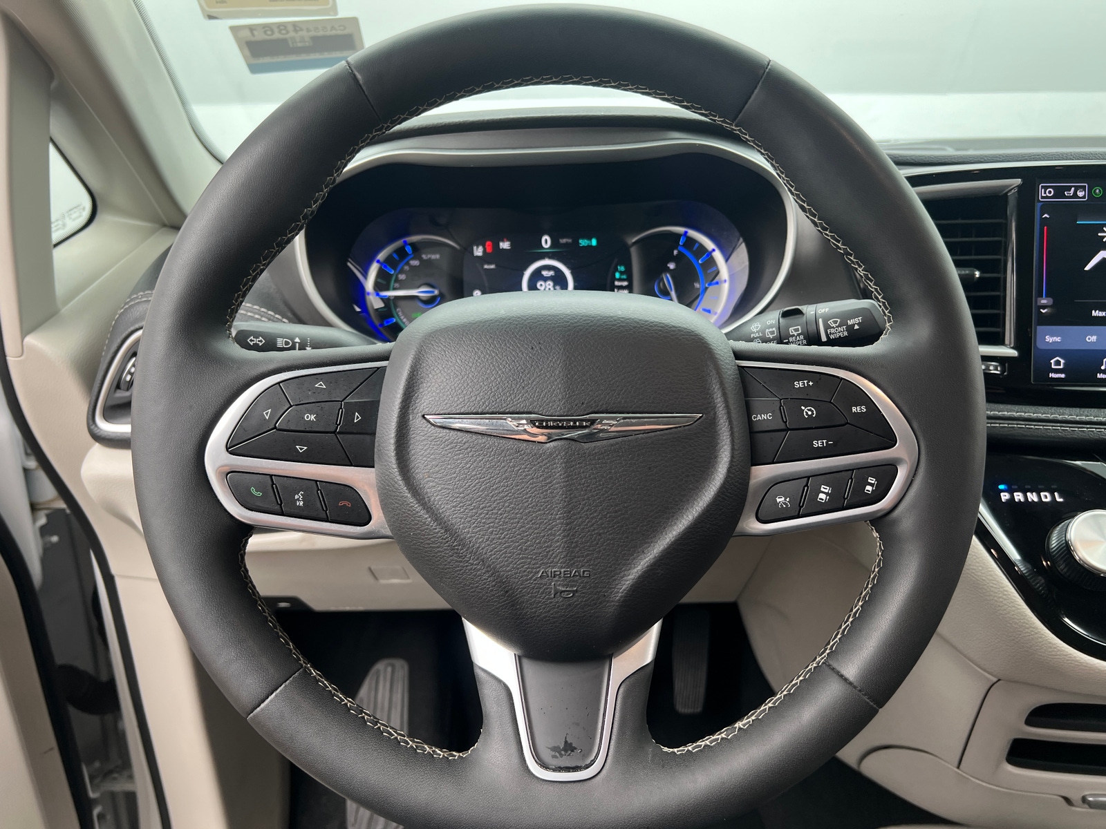 Thumbnail: 2024 Chrysler Pacifica - 4