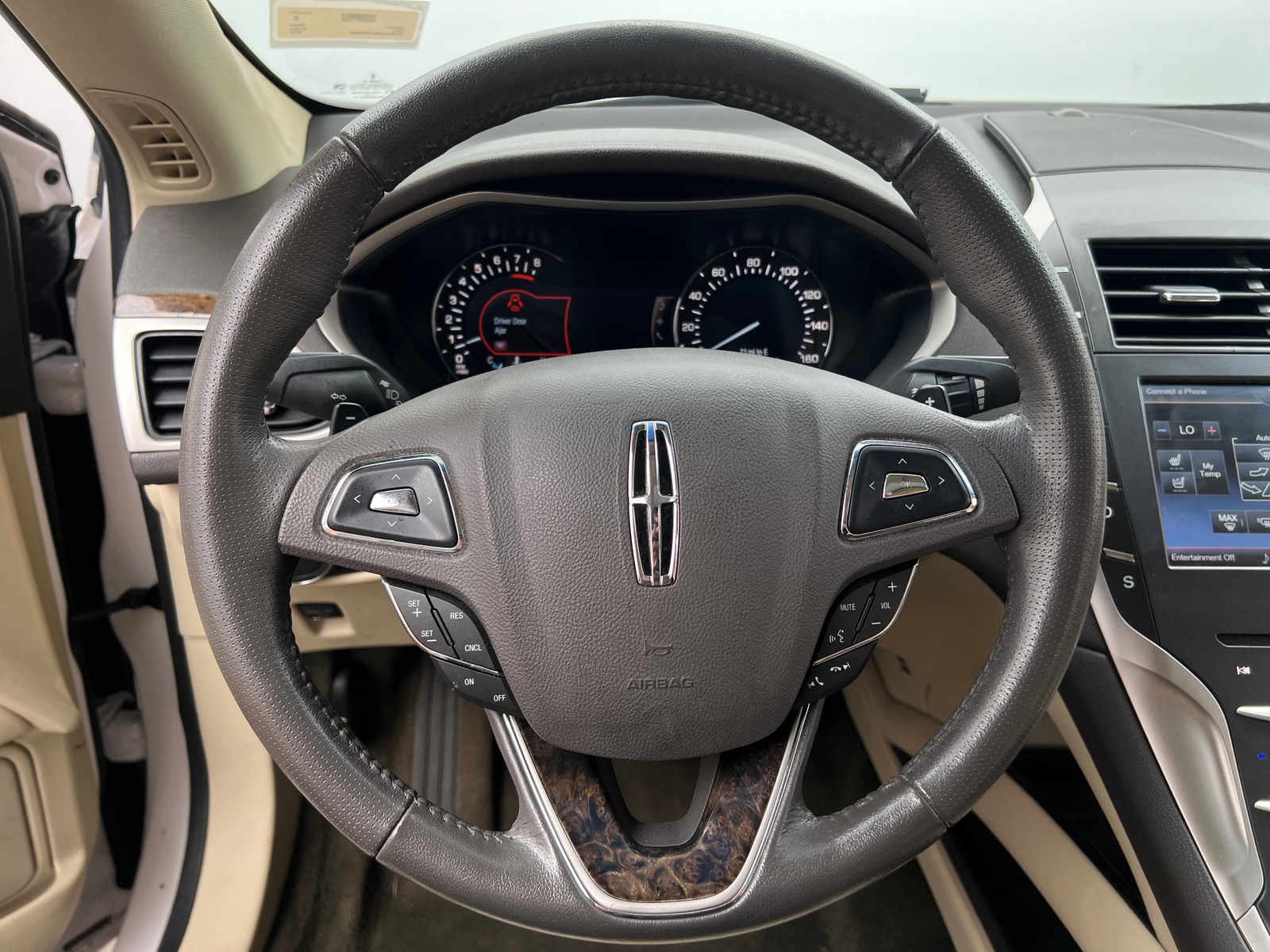 Thumbnail: 2014 Lincoln MKZ - 4