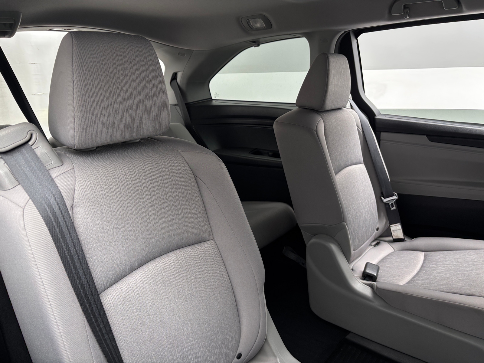 Thumbnail: 2018 Honda Odyssey - 6
