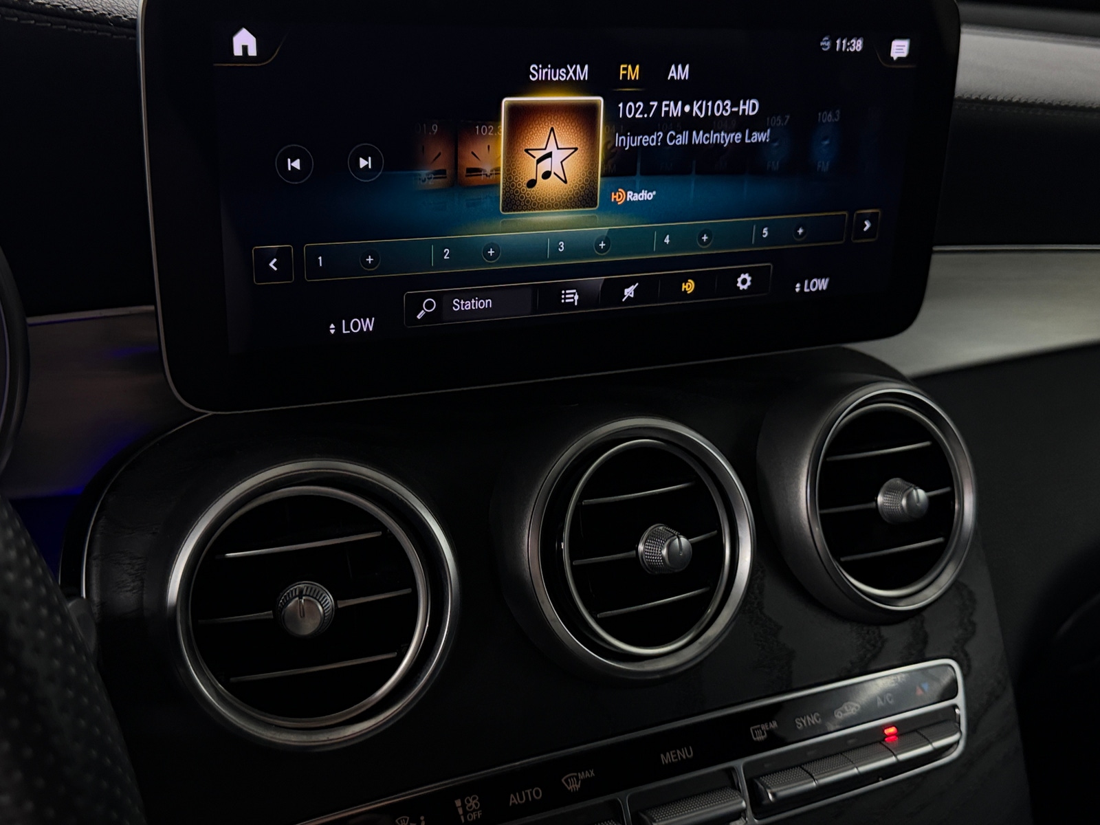 Thumbnail: 2020 Mercedes-Benz GLC - 3