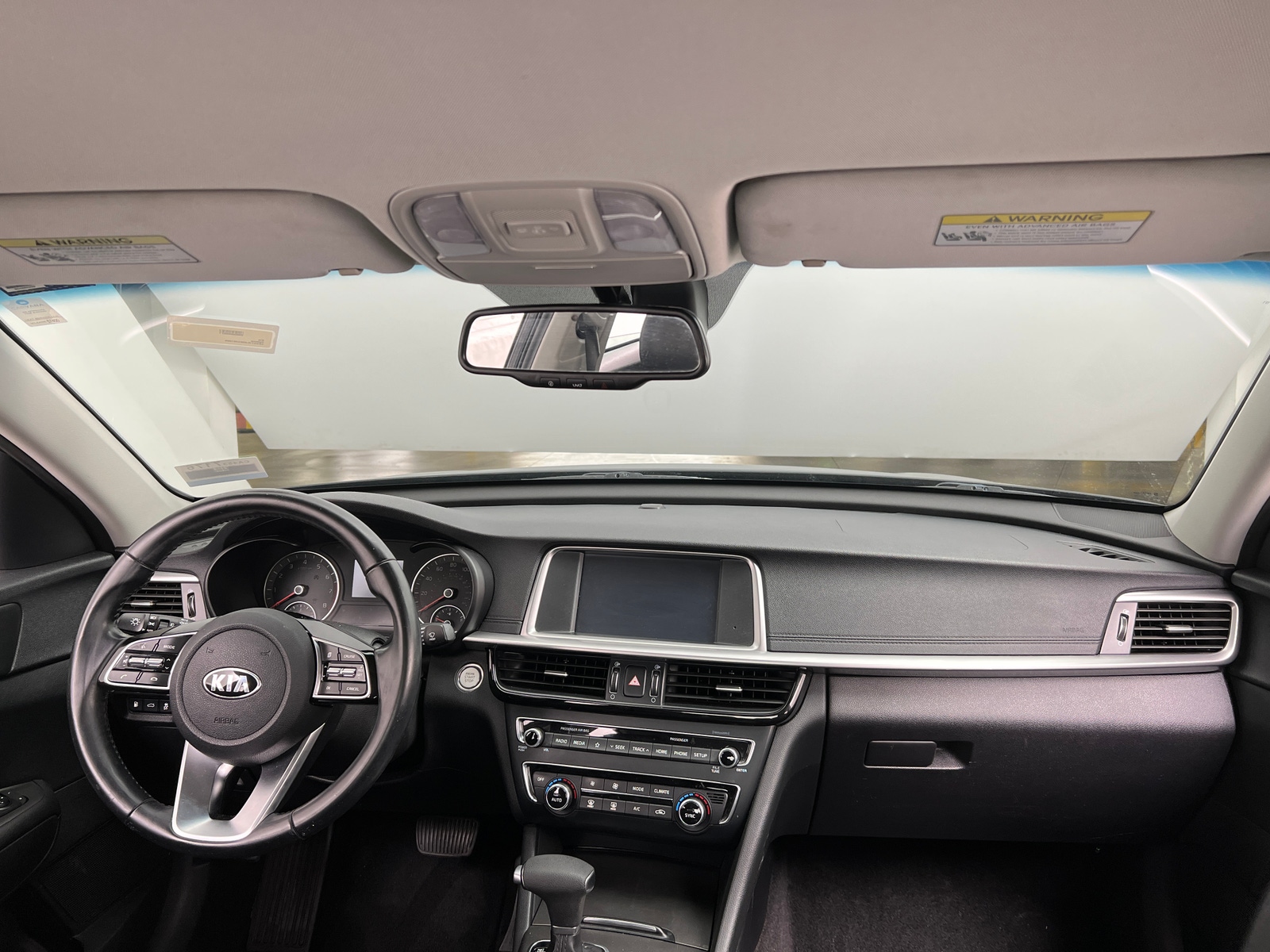 Thumbnail: 2019 Kia Optima - 2