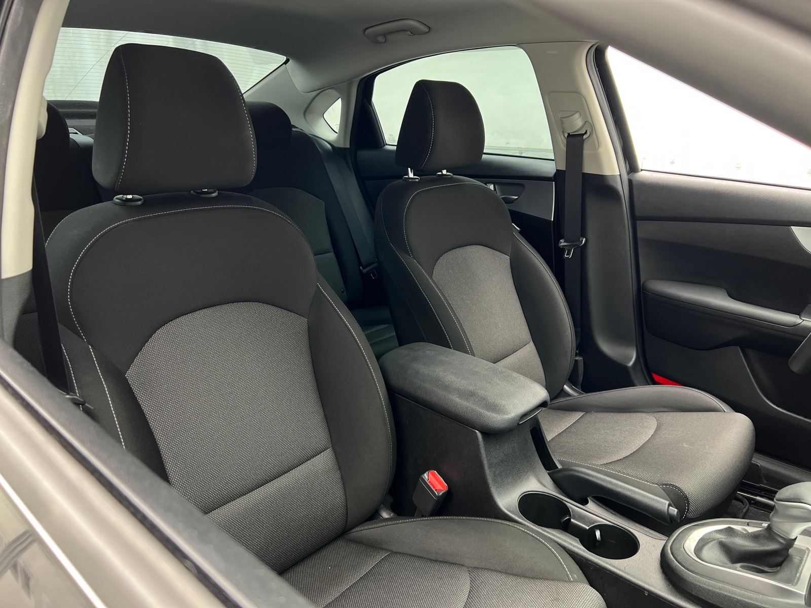 Thumbnail: 2023 Kia Forte - 2