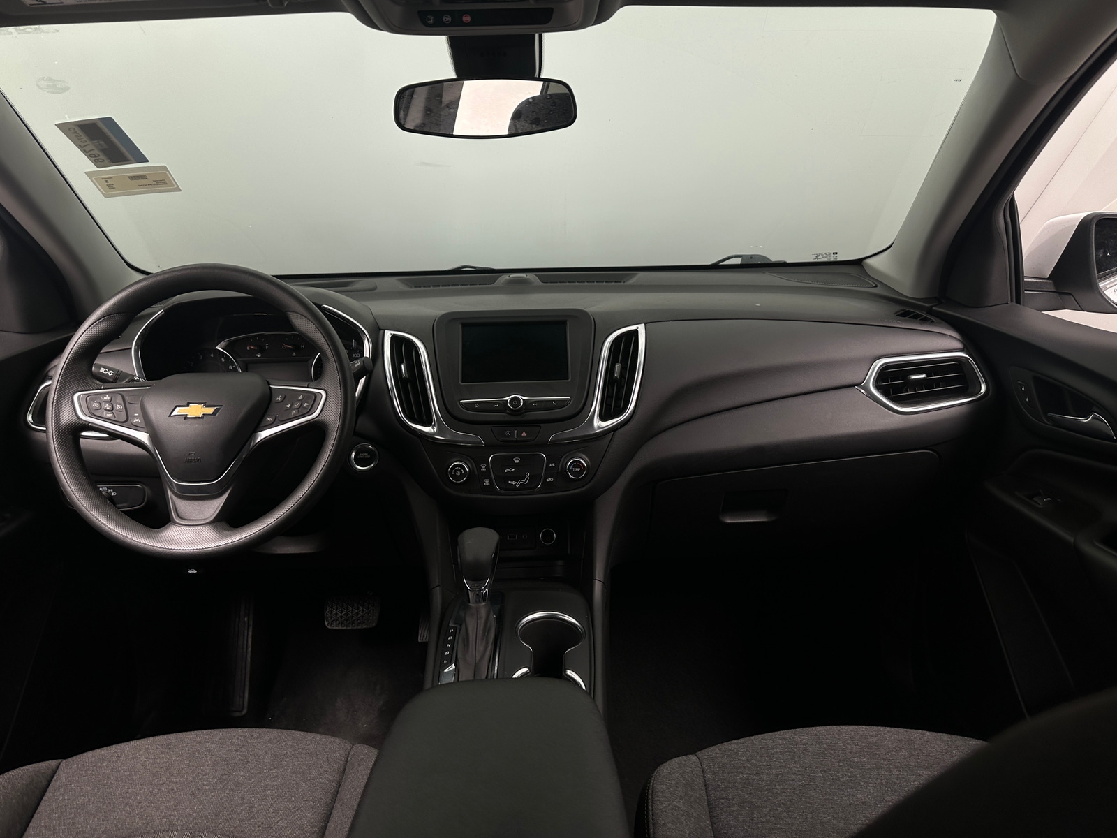 Thumbnail: 2023 Chevrolet Equinox - 3