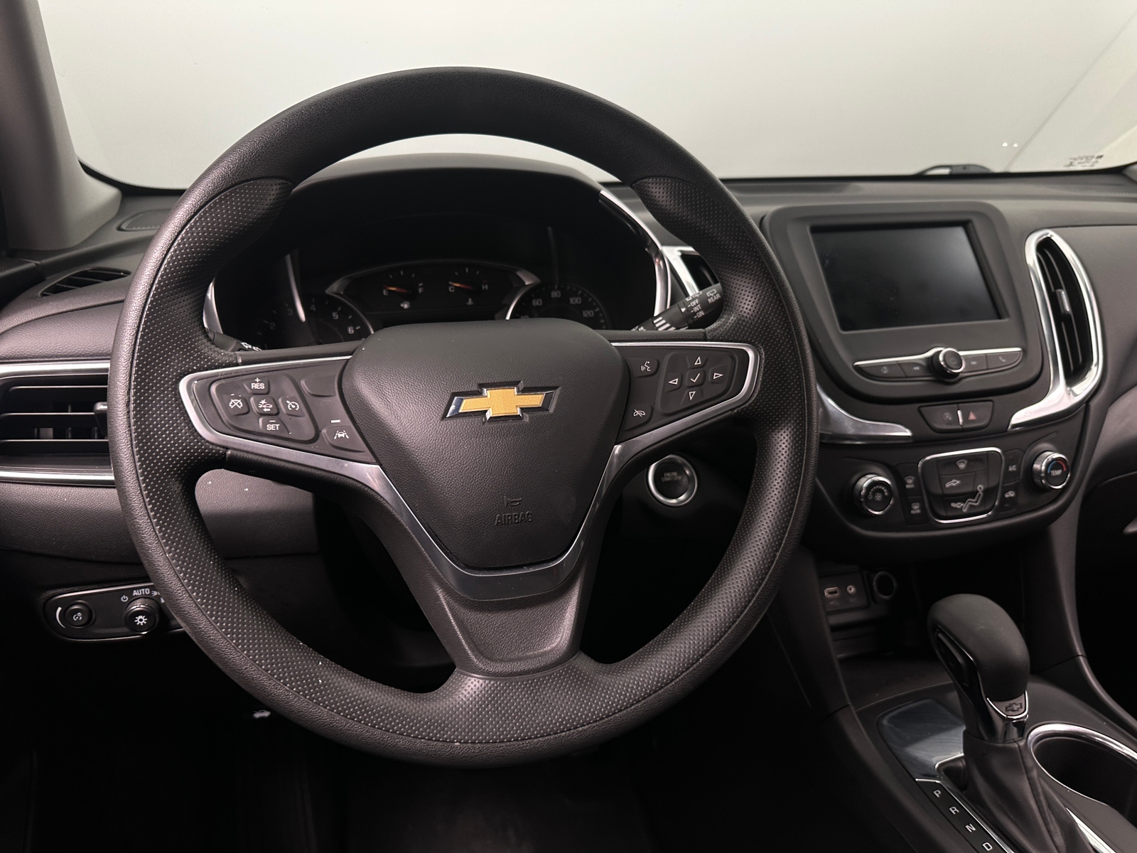 Thumbnail: 2023 Chevrolet Equinox - 5