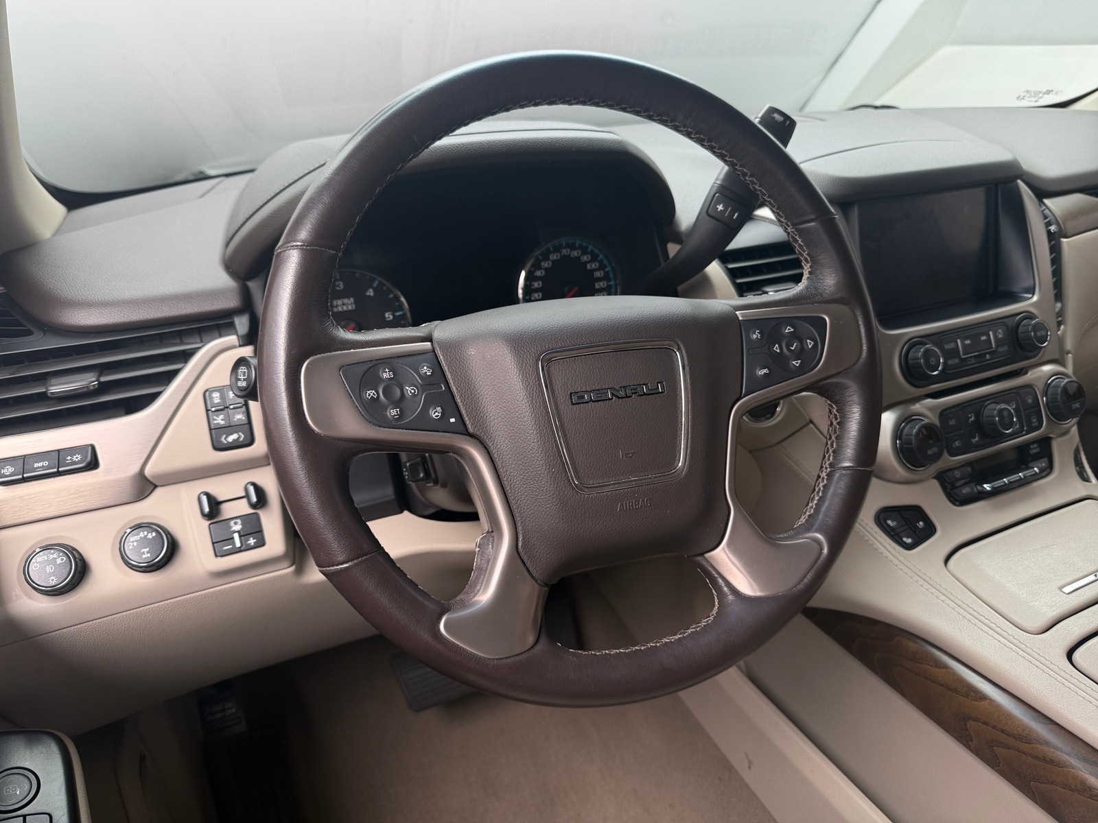Thumbnail: 2019 GMC Yukon - 4