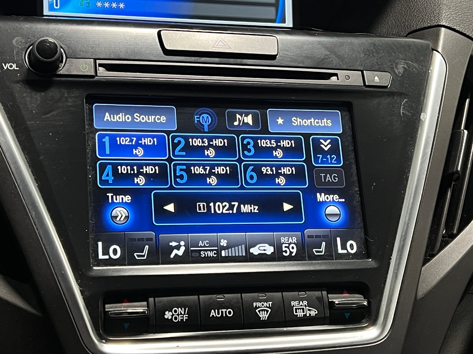 Thumbnail: 2016 Acura MDX - 3