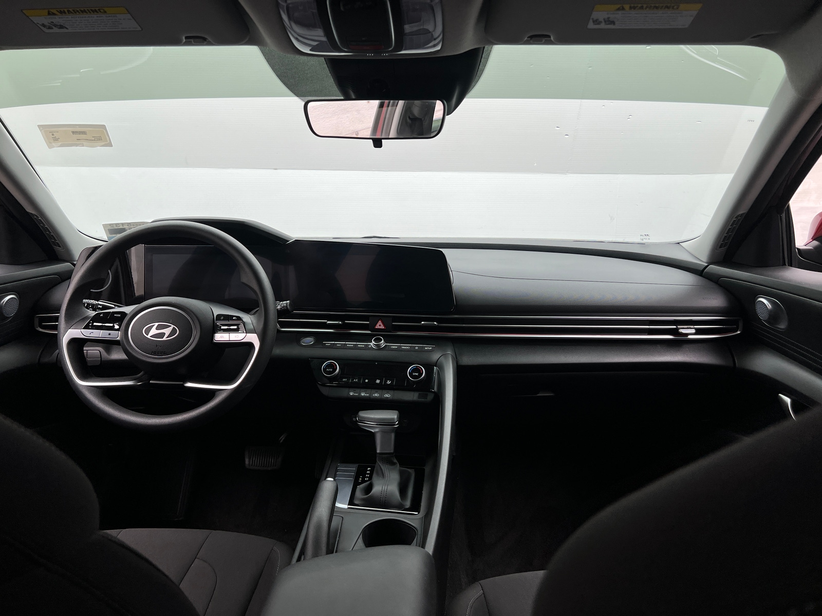 Thumbnail: 2024 Hyundai Elantra - 3